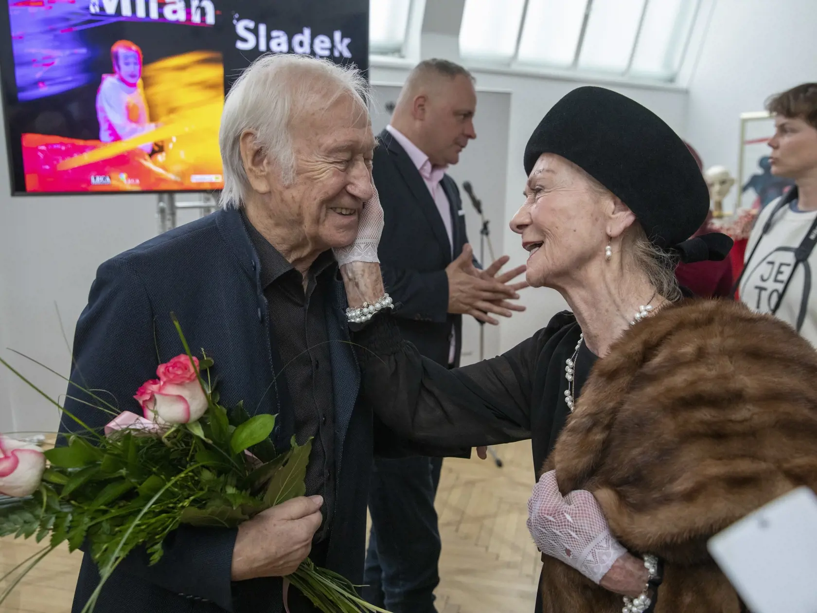 Vernisáž míma Milana Sládka: Na snímke Eva Mária Chalupová.