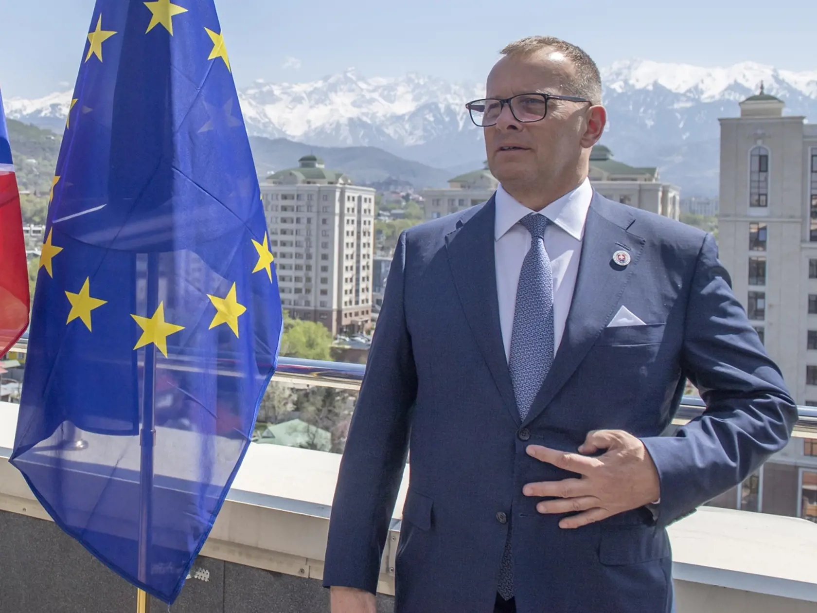 Na snímke predseda NR SR Boris Kollár v sobotu 22. apríla 2023 otvoril honorárny konzul v kazašskom meste Almaty. FOTo TASR -  Martin Baumann