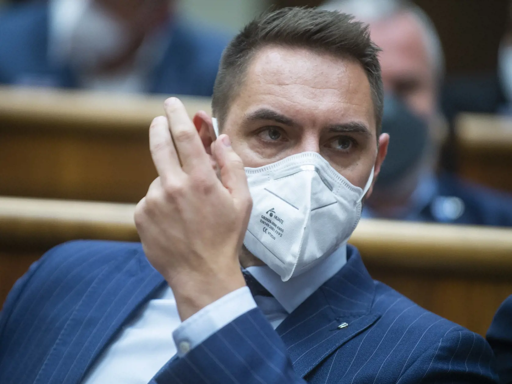 Na snímke poslanec NR SR György Gyimesi (OĽaNO) počas rokovania 53. schôdze Národnej rady SR 8. decembra 2021 v Bratislave. FOTO TASR - Jakub Kotian