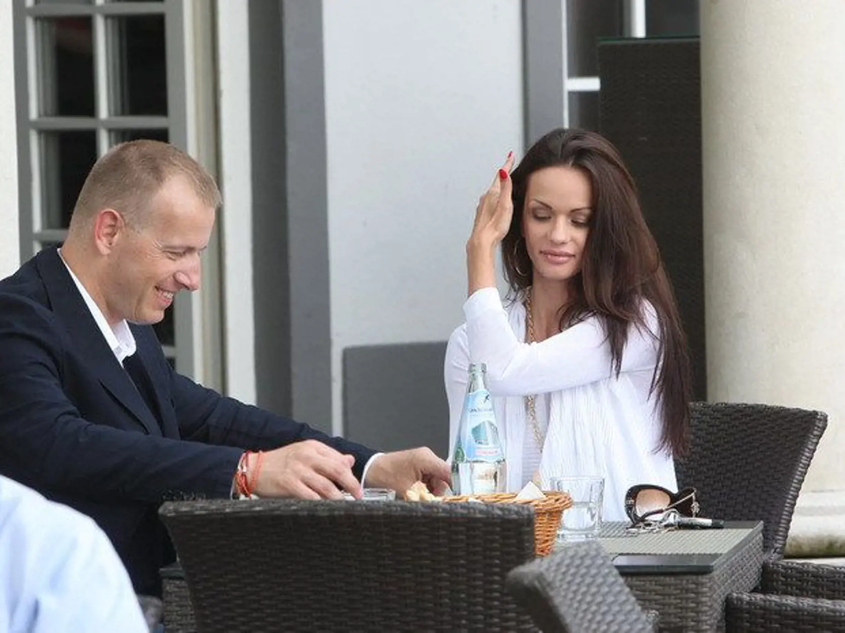 Podnikateľ Boris Kollár a Andrea Heringhová si spolu užívali obed na terase luxusnej reštaurácie pri Dunaji.