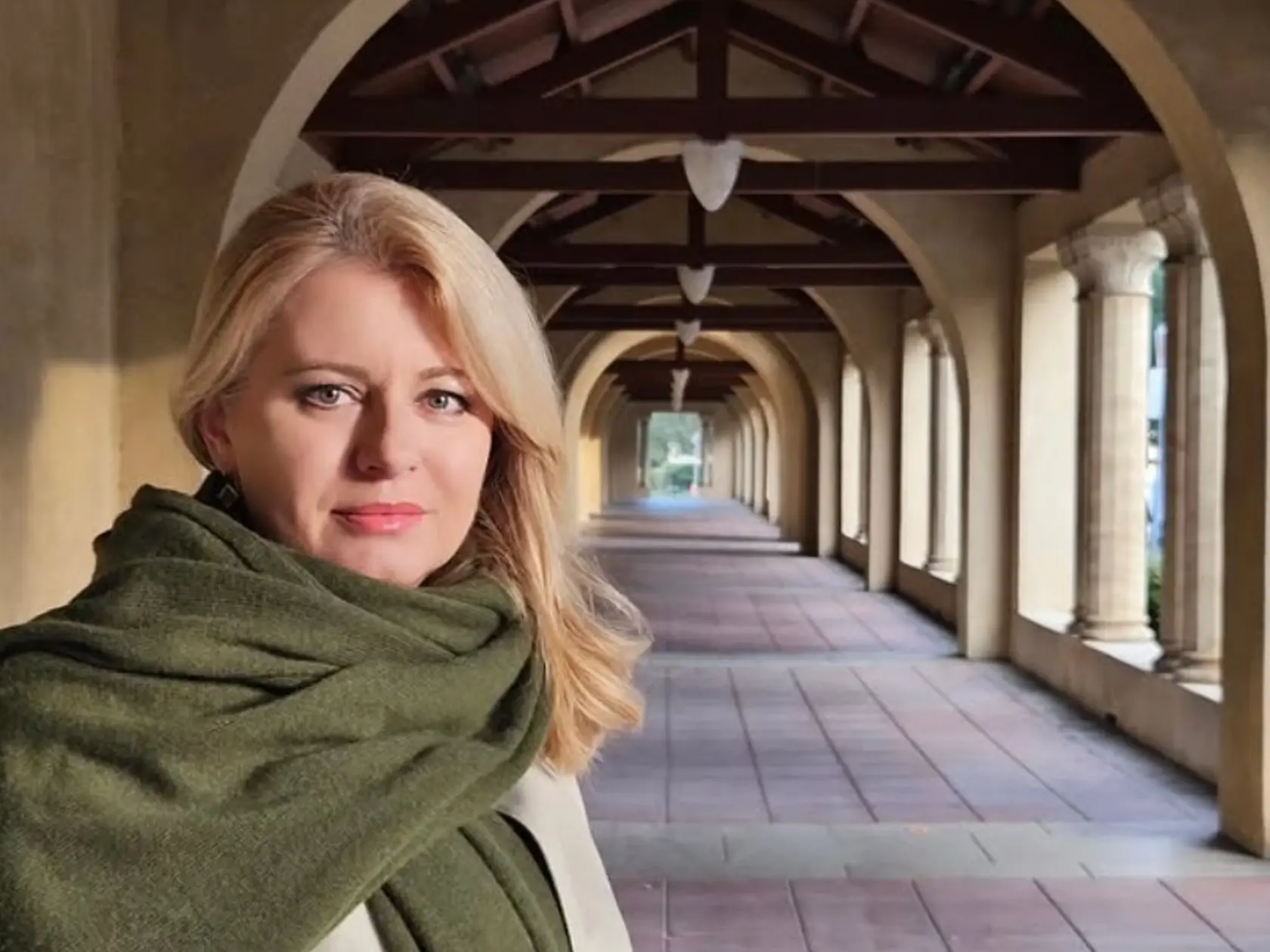 Exprezidentka Zuzana Čaputová sa vrátila na Slovensko.