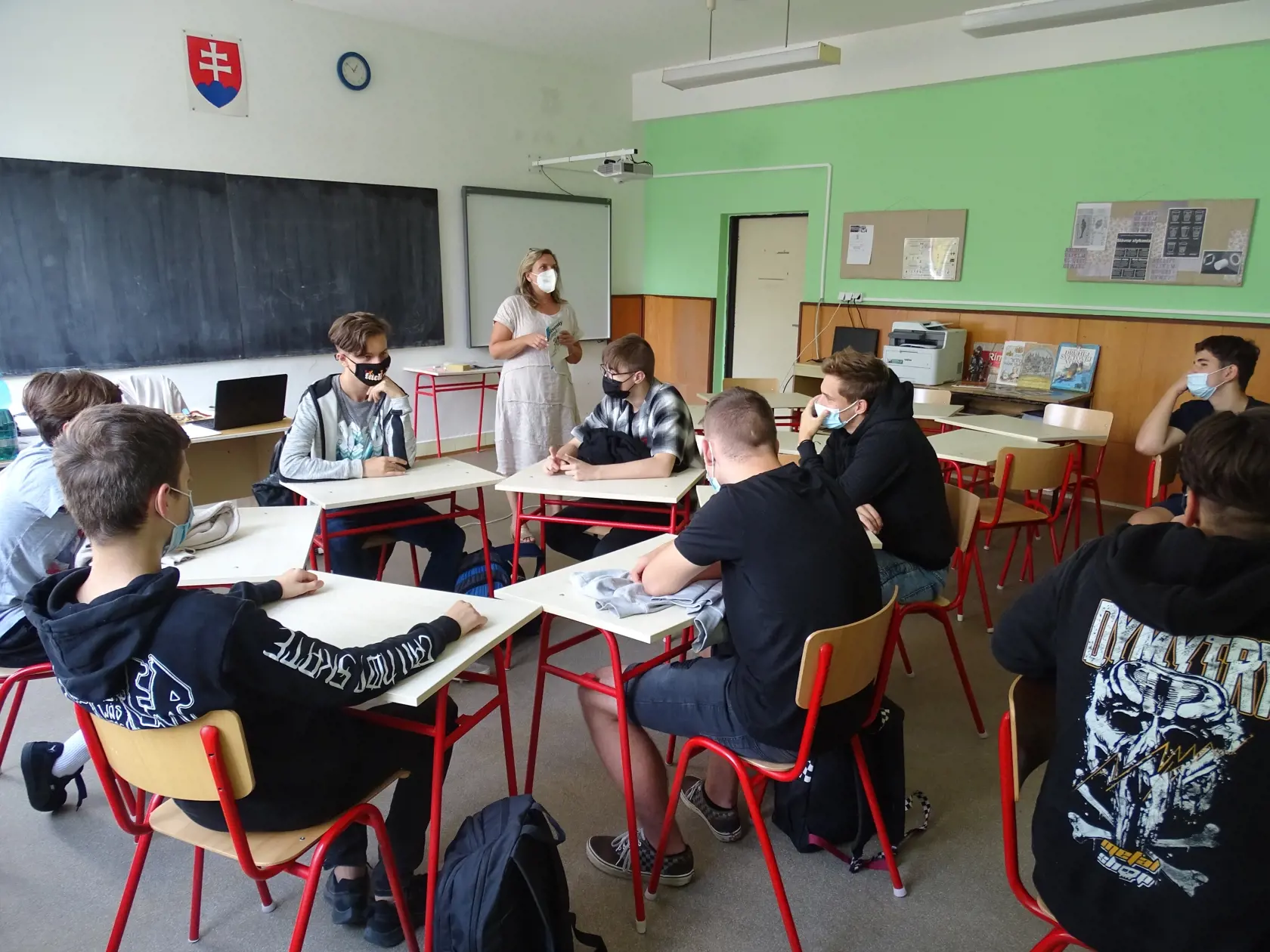 Súkromná stredná odborná škola DSA v Trnave, ktorá sa tiež zapojila do projektu, začne v jeho rámci už koncom tohto roku vo svojom areáli s výstavbou novej tréningovej haly  za neuveriteľné štyri milióny eur, ktoré získa z EÚ!