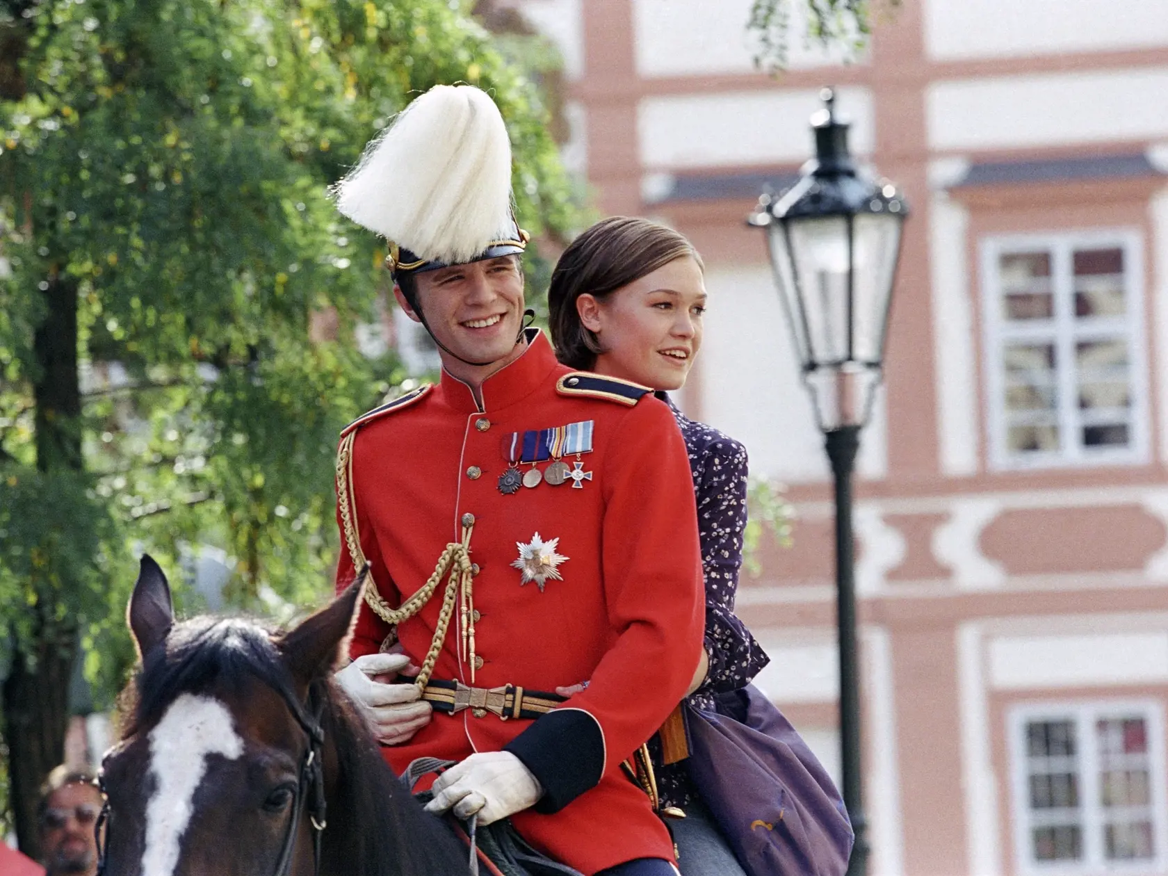 Julia vo filme Princ a ja z roku 2004.