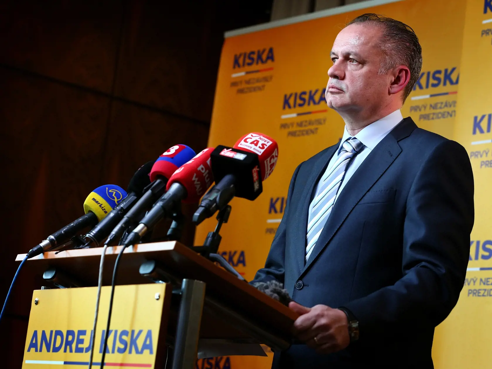 Politika: Tlačová konferencia nezávislého kandidáta na prezidenta Andreja Kisku v bratislavskom hoteli Devín po postupe do druhého kola, v ktorom o prezidentský post zabojuje spolu s premiérom Robertom Ficom.