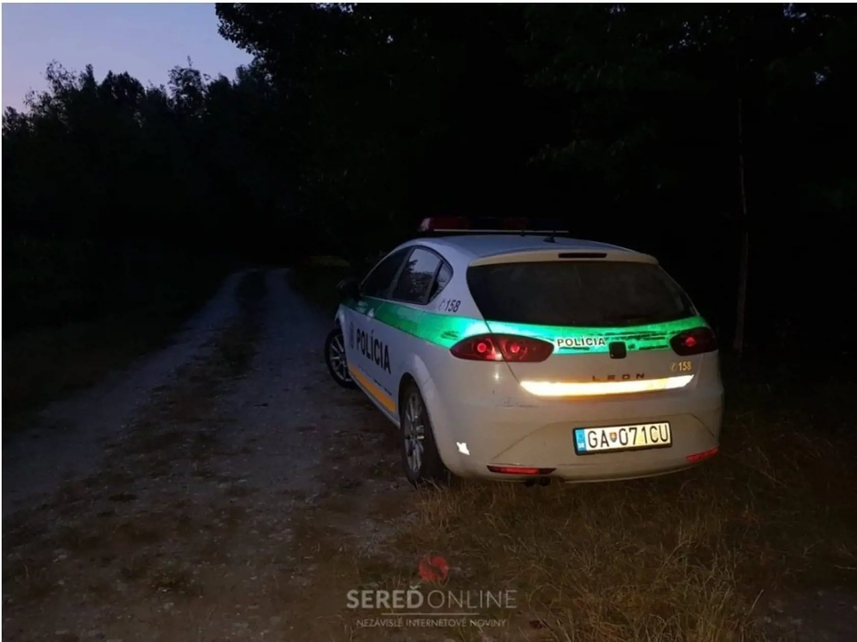 PRVÁ OBEŤ LETA VO VODE: 66 ROČNÝ MUŽ POPÍJAL S KAMOŠMI A VOŠIEL DO VODY