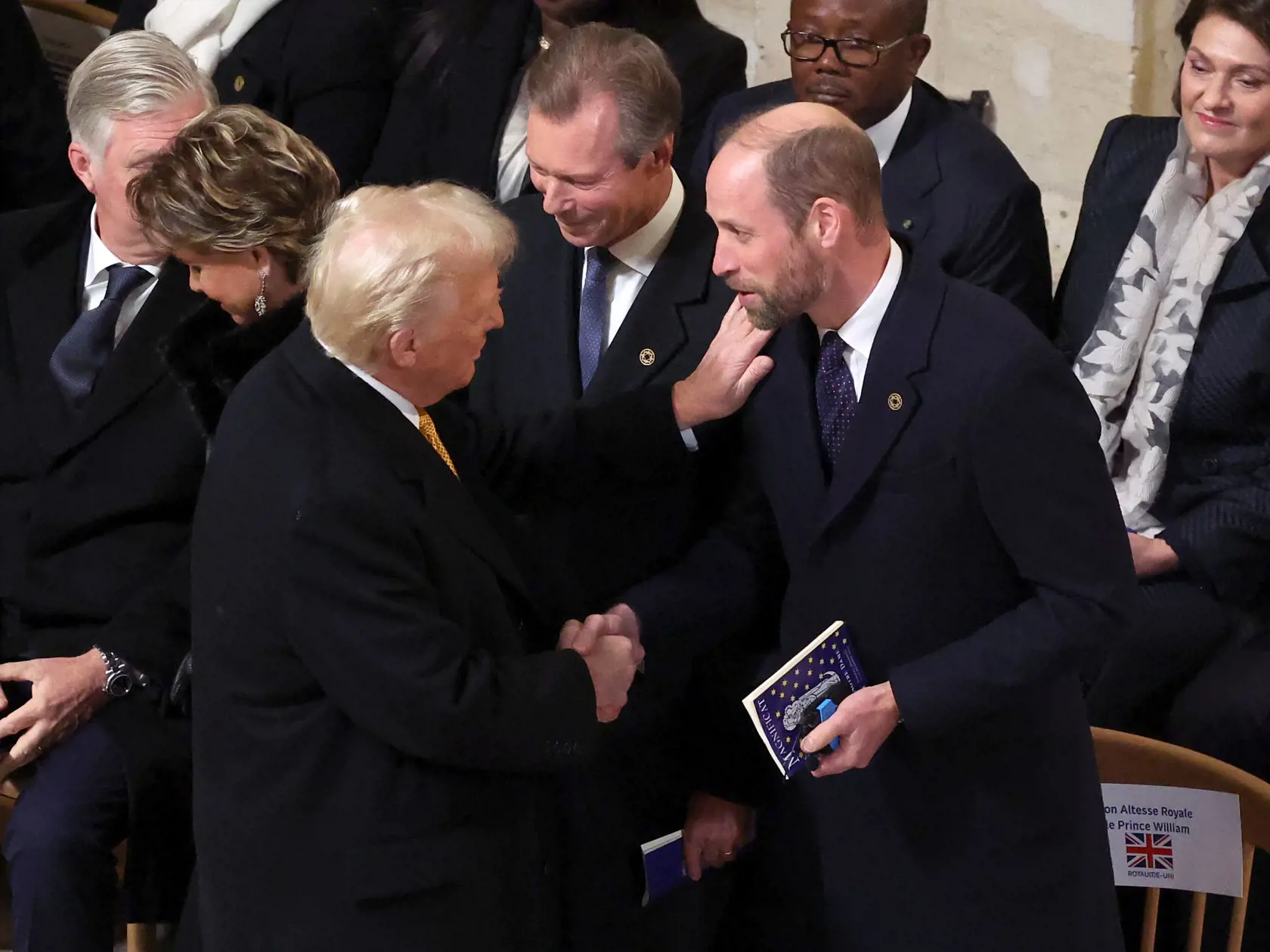 Princ William prišiel na očarujúce znovuotvorenie katedrály Notre Dame po boku niekoľkých svetových lídrov vrátane francúzskeho prezidenta Emmanuela Macrona a Donalda Trumpa.