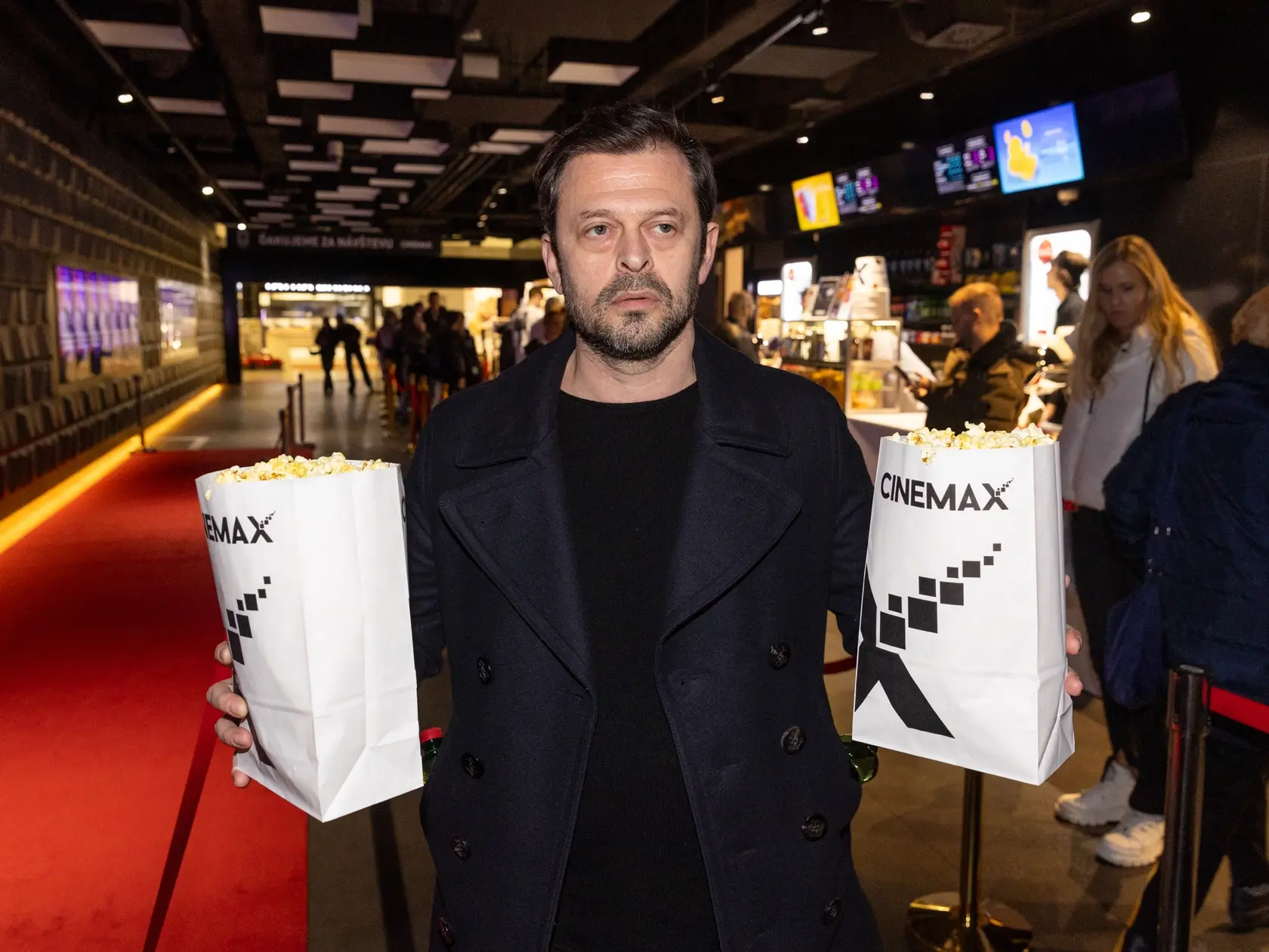 Premiéra filmu Vojna policajtov v Bratislave. Na snímke Alexander Bárta.