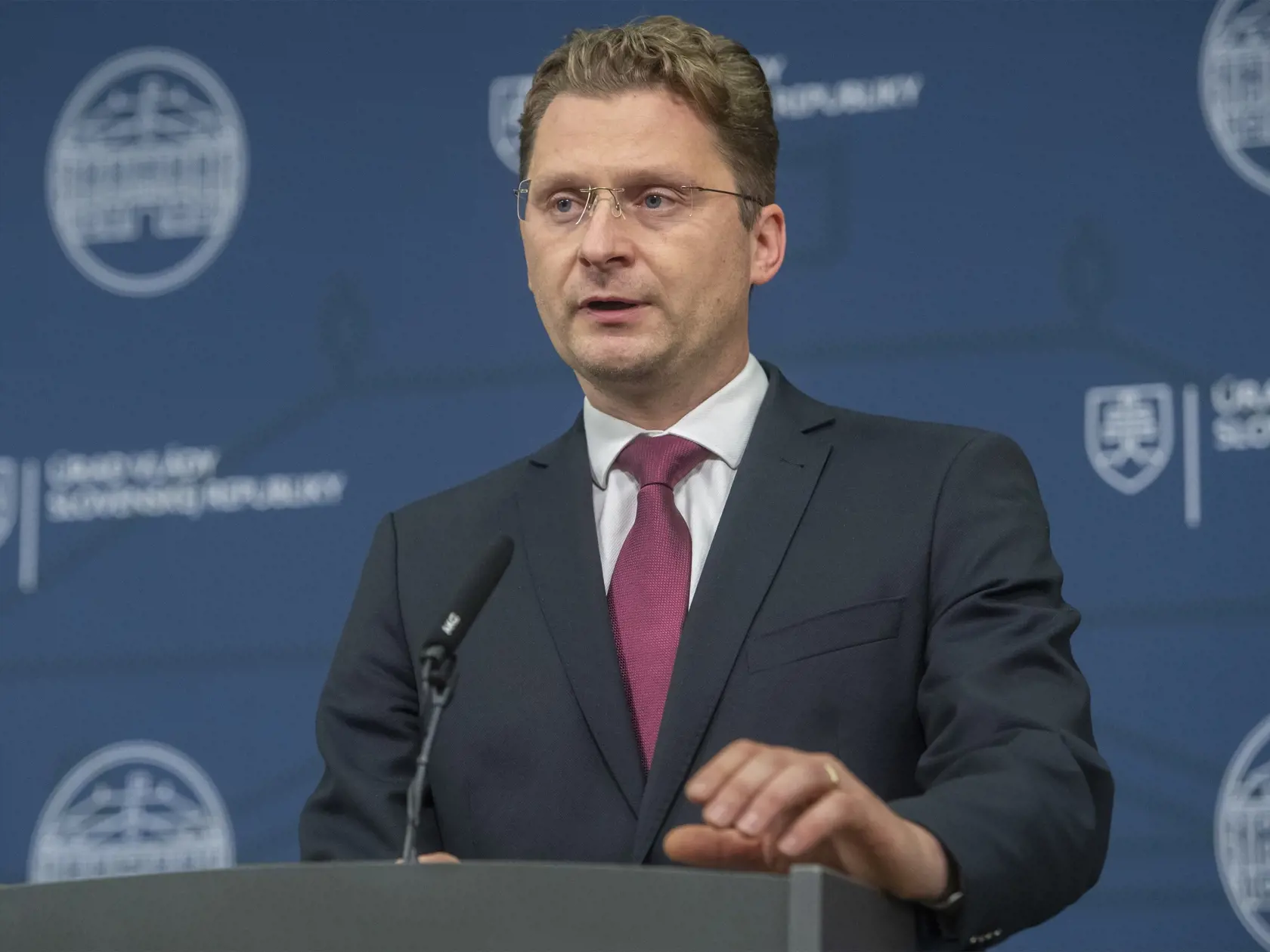 Na snímke predseda Lekárskeho odborového združenia (LOZ) Peter Visolajský.