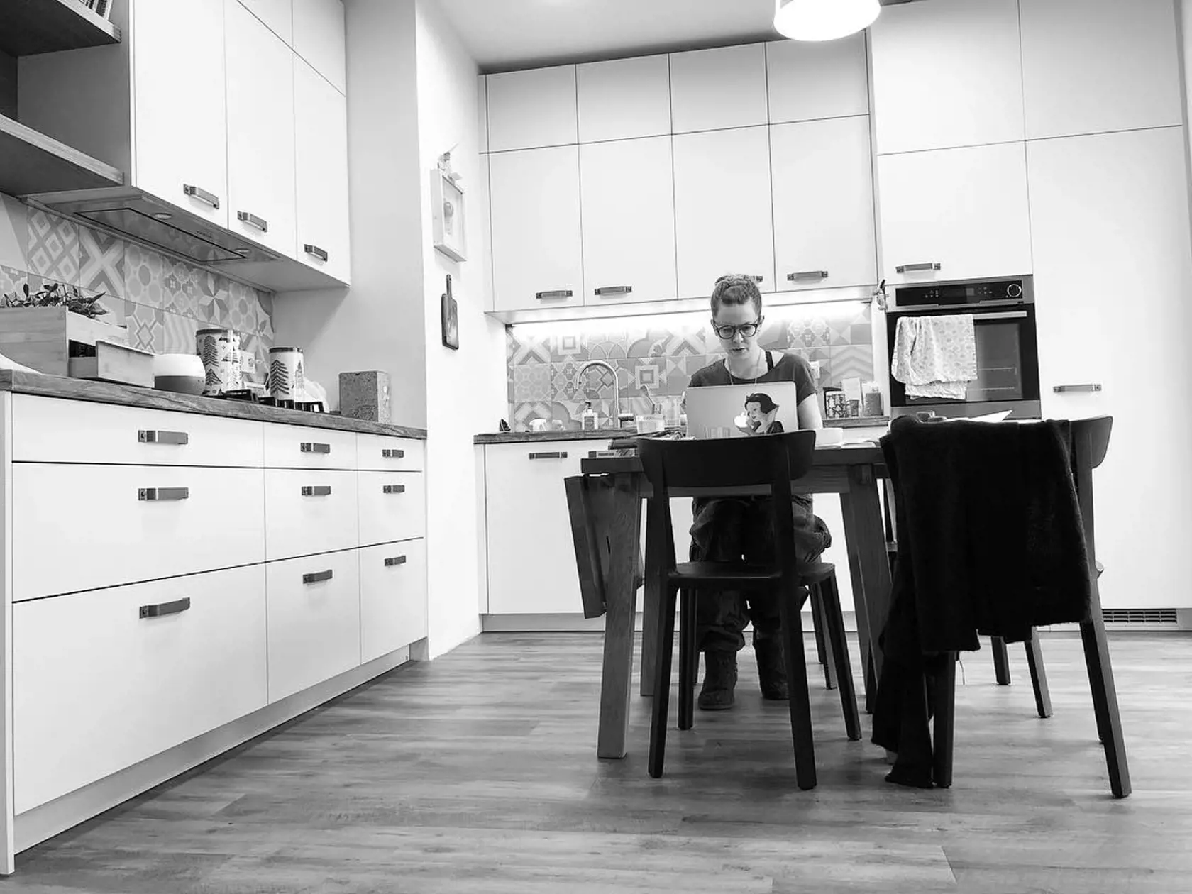 Veľká kuchyňa sa zmenila aj na štúdio na fotenie.