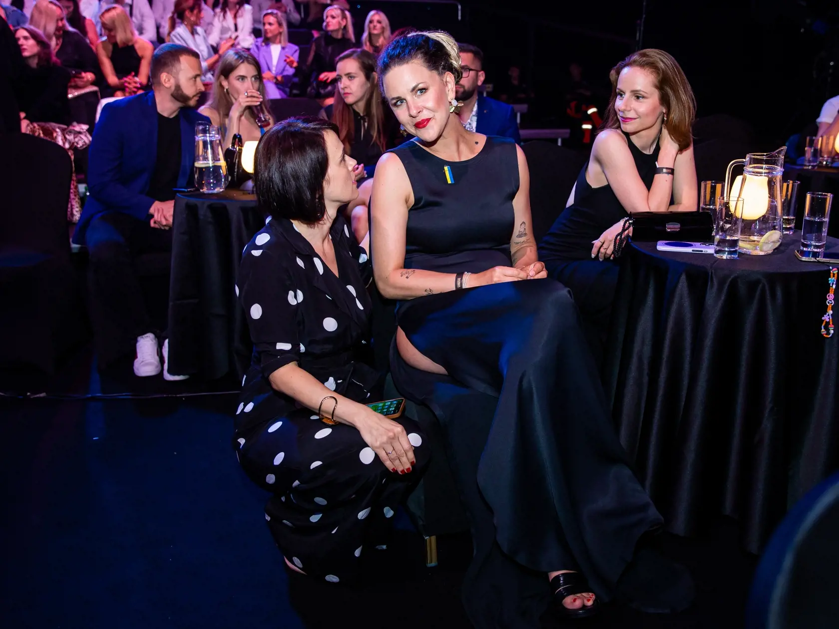 Galavečer Social Awards Slovakia "SOWA" v Bratislave. Na snímke Kristína Tormová a Adriana Kemková.