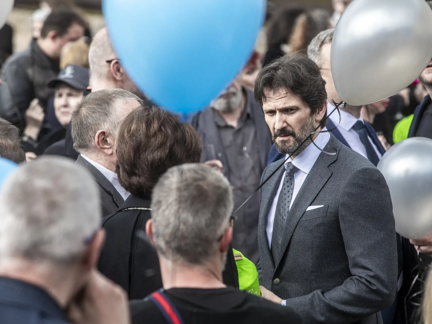 Na snímke je posledná rozlúčka s podnikateľom Fedorom Flašíkom v bratislavskom krematóriu, ktorá sa konala v piatok 3.5 2024. Na fotke je minister obrany SR Robert Kaliňák.