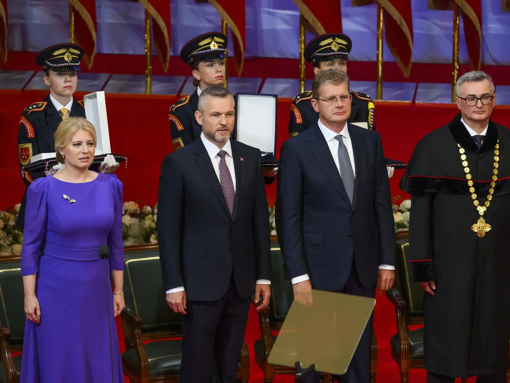 Na snímke zľava bývalá prezidentka SR Zuzana Čaputová, prezident SR Peter Pellegrini, podpredseda Národnej rady SR Peter Žiga (Hlas-SD), ktorý je poverený jej vedením a predseda Ústavného súdu SR Ivan Fiačan počas slávnostnej schôdze Národnej rady SR pri príležitosti zloženia sľubu prezidenta SR v priestoroch budovy Slovenskej filharmónie 15. júna 2024 v Bratislave. FOTO TASR - Jaroslav Novák