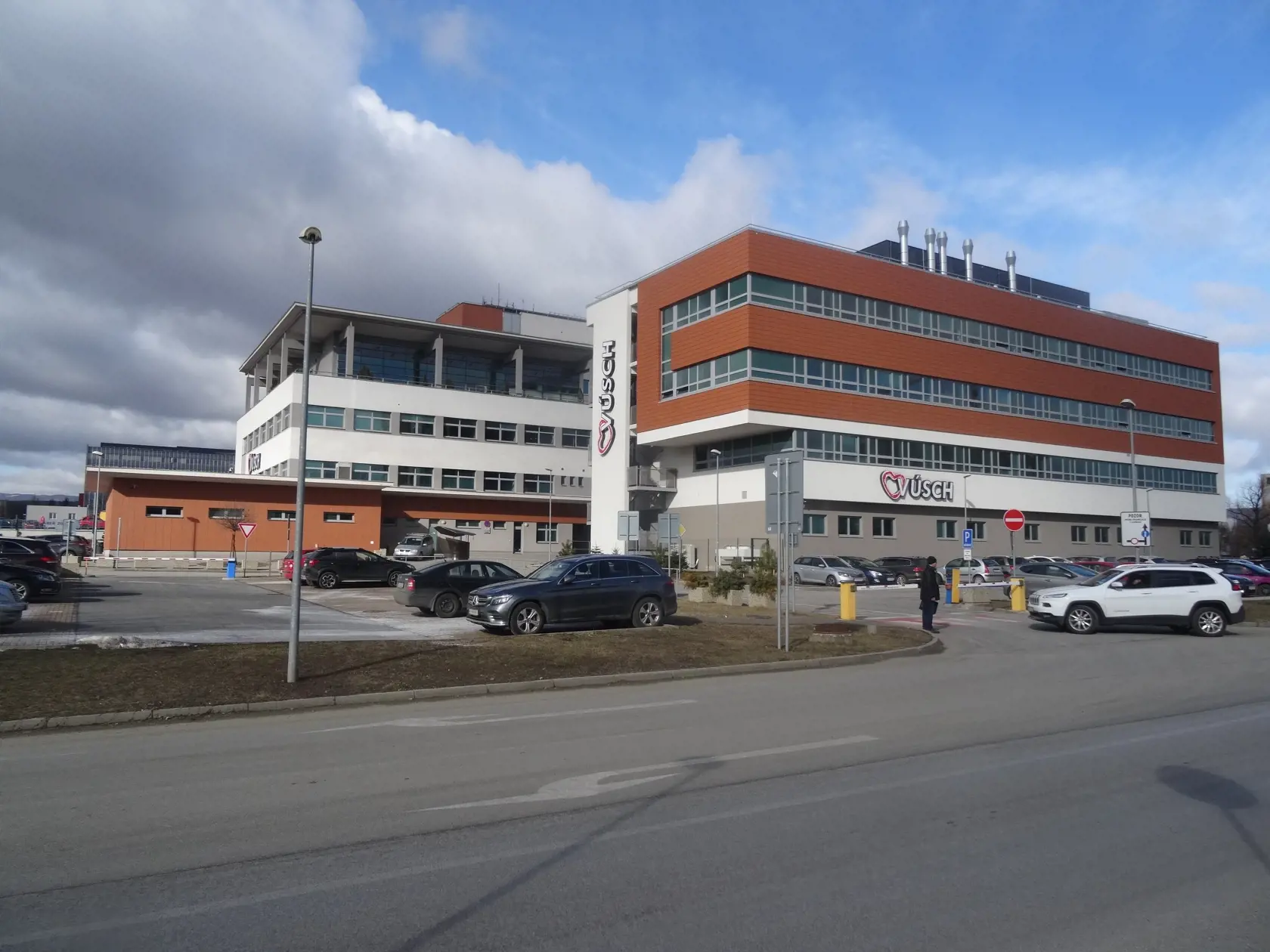 Rudolf Schuster bol hospitalizovaný vo VÚSCH v Košiciach.