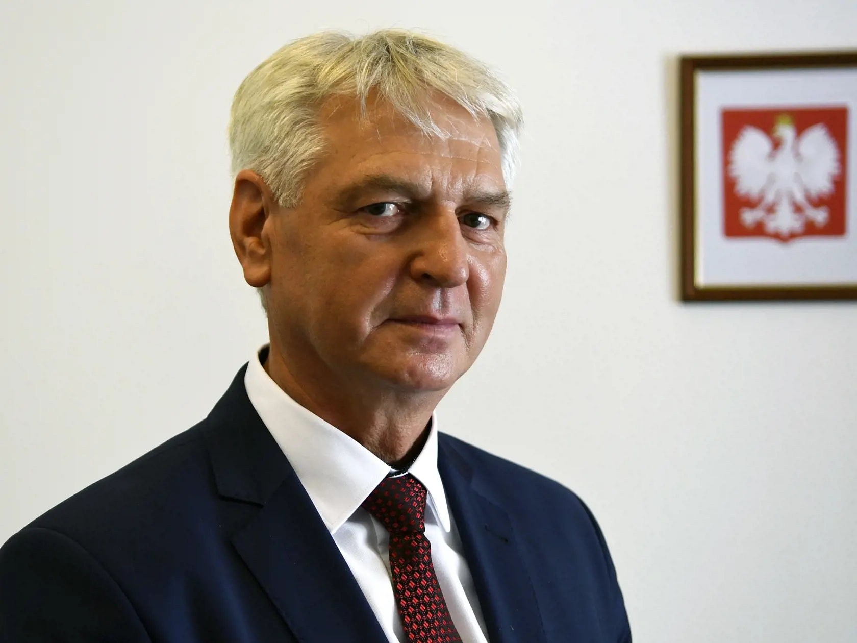 Honorárny konzulát Poľskej republiky slávnostne otvorili v Prešove na Hlavnej 139. Slávnostného otvorenia sa zúčastnil veľvyslanec Poľskej republiky na Slovensku Krzysztof Strzałka, predseda Prešovského samosprávneho kraja Milan Majerský, primátorka mesta Prešov Andrea Tučanová a ďalší hostia. Na Slovensku je to už druhý honorárny konzulát Poľskej republiky po Liptovskom Mikuláši.
Na snímke nový prešovský honorárny konzul Ján Hudacký. Prešov 30. júna 2020 FOTO TASR – Milan Kapusta
