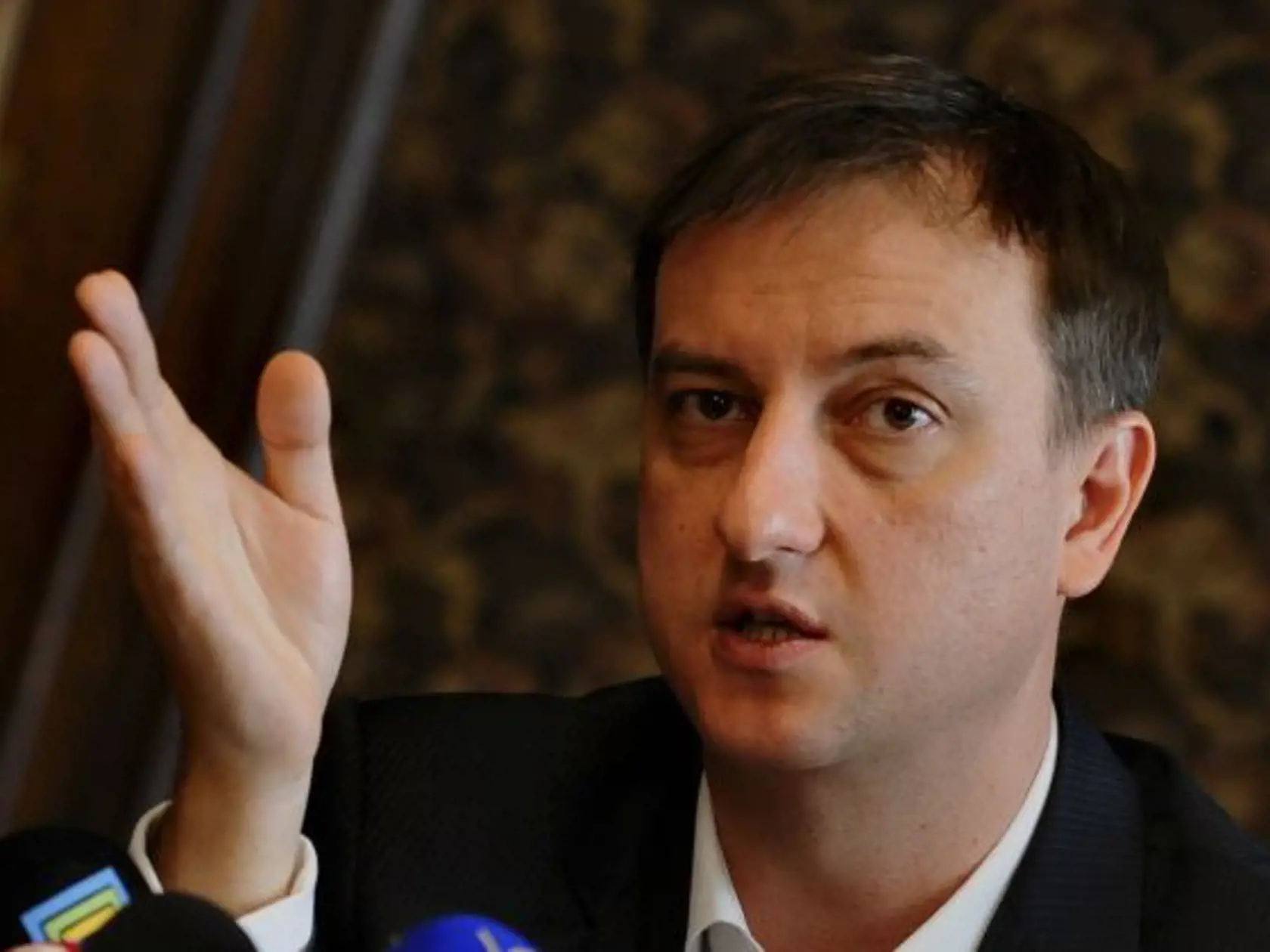 Bývalý moderátor a exminister kultúry Daniel Krajcer.