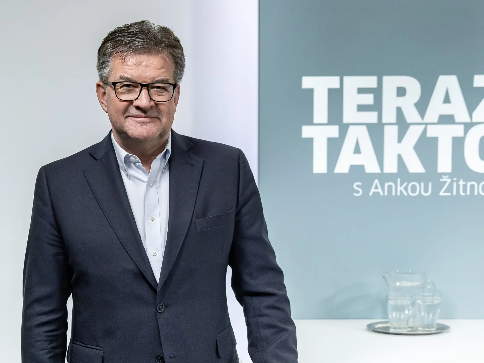 Strašenie Putinom, ktorý údajne chce dobyť Európu, je len zásterkou, aby obyvatelia Európy akceptovali výdavky na zbrojenie, mieni Miroslav Lajčák, bývalý minister zahraničných vecí a dlhoročný diplomat.