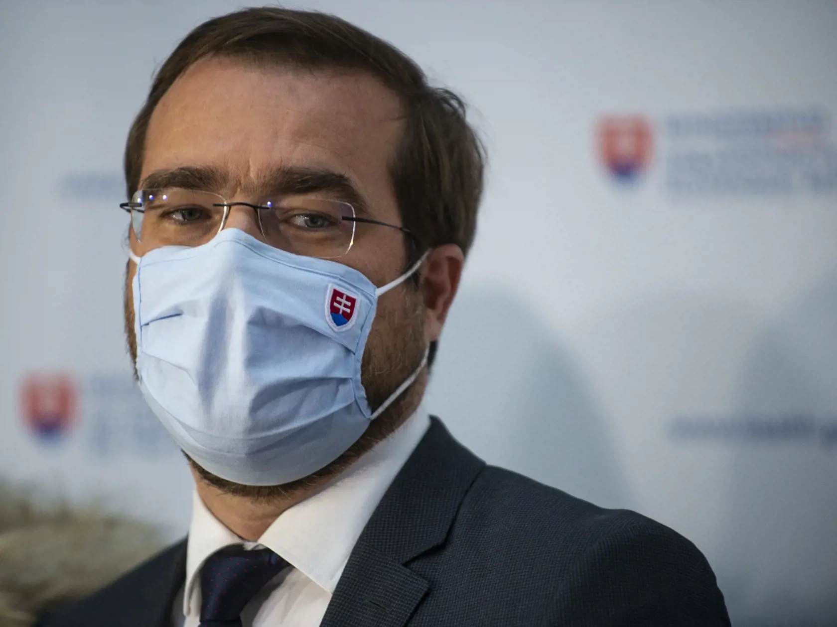 Na snímke minister zdravotníctva SR Marek Krajčí (OĽaNO) počas tlačovej konferencie k aktuálnej pandemickej situácii na Slovensku v piatok 27. novembra 2020FOTO TASR - Jakub Kotian