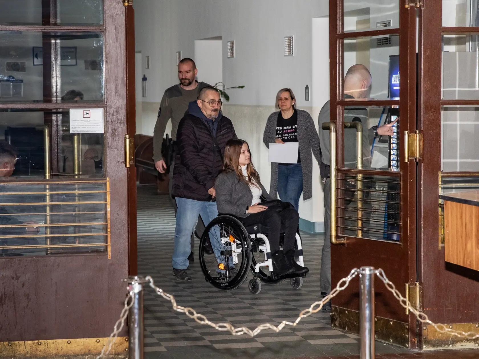 „Tak podľa mňa, keď sa pozeráme na to, že ako som dopadla ja a aká je výška trestu, nech si každý urobí názor, každý sám, či to je prípade spravodlivé,“ povedala Miška.