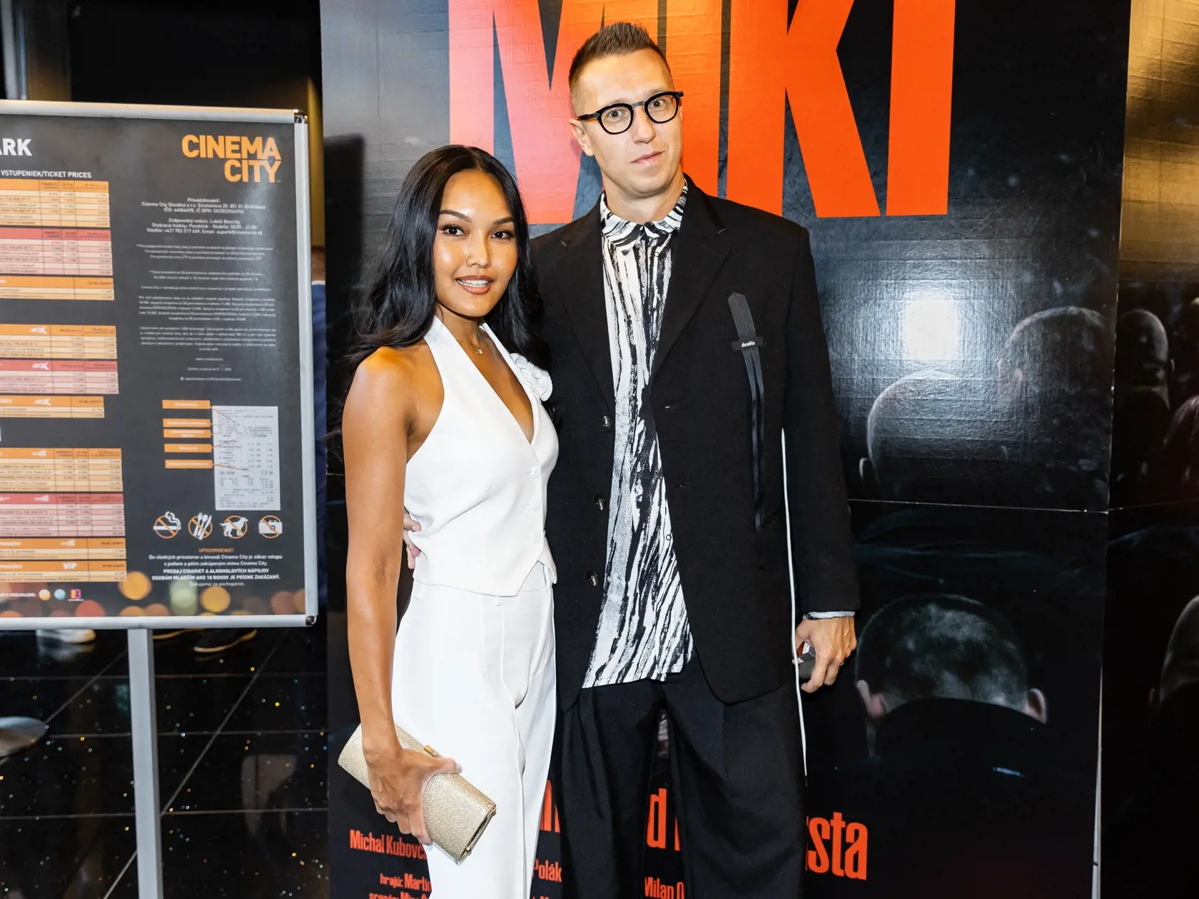 Premiéra filmu “MIKI” v Bratislave. Na snímke Jakub Kroner s manželkou.