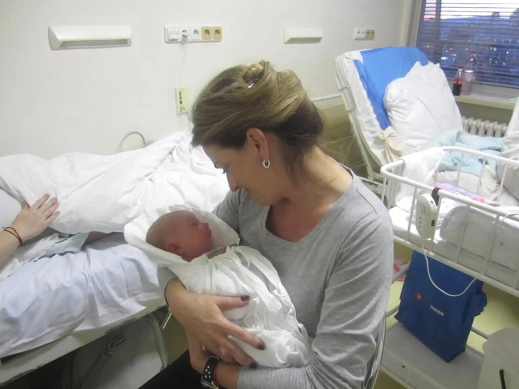 Monika Flašíková-Beňová s vnučkou Chloe.