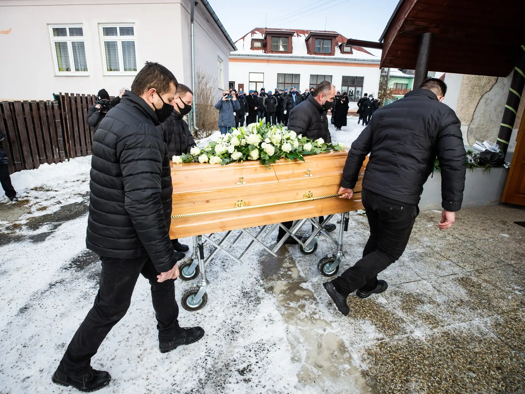 Pohreb Milana Lučanského v Štrbe.