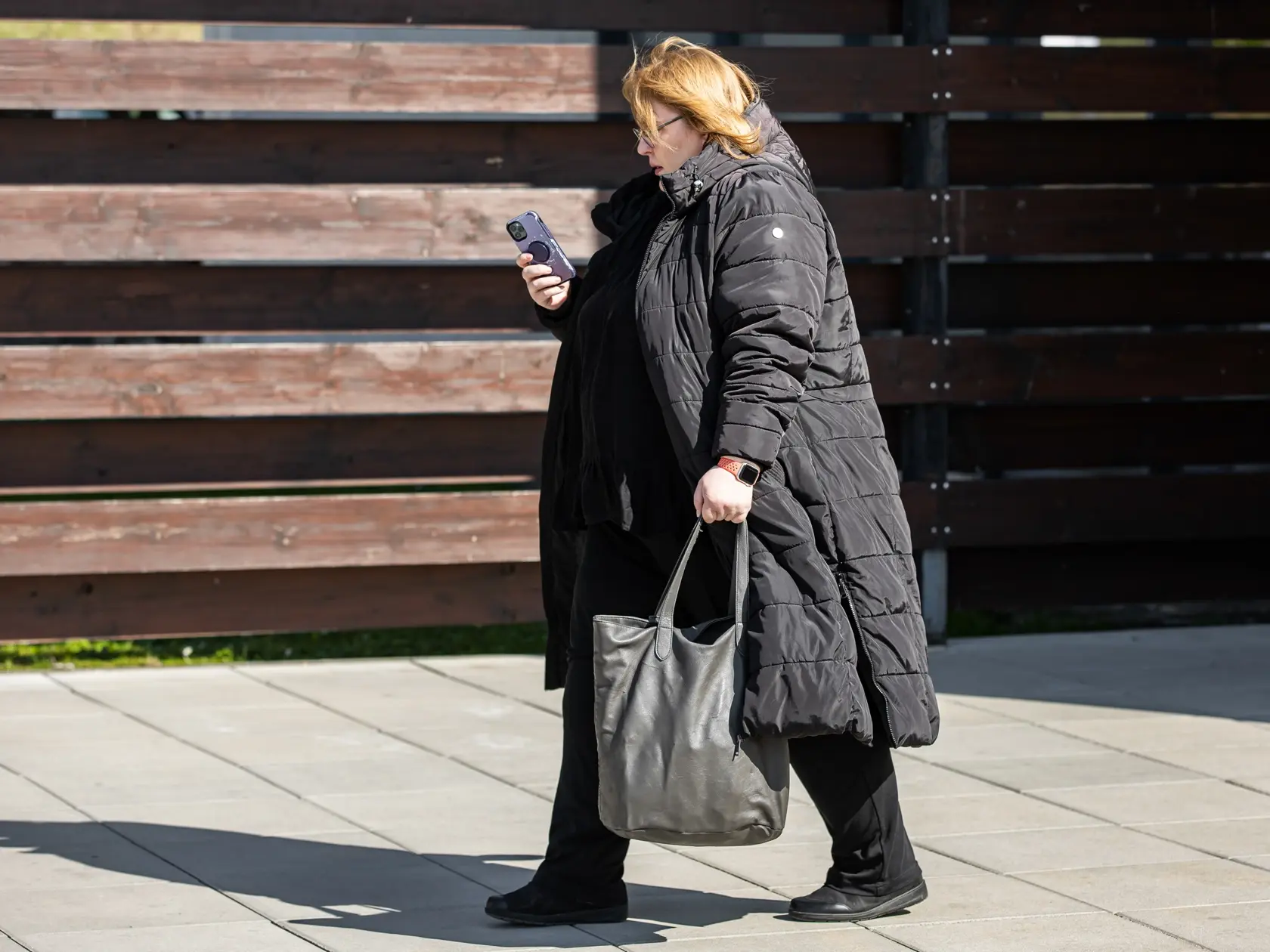 Pohreb režiséra Stanislava Párnického v bratislavskom krematóriu. Na snímke Simona Párnická. 