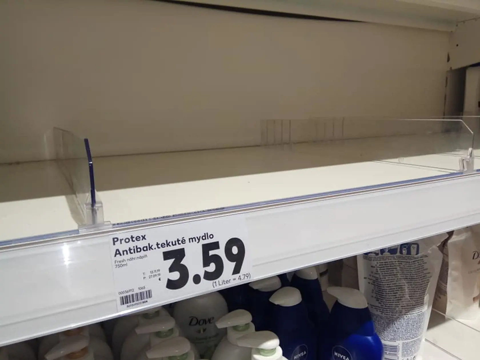 V našich obchodoch hrozia prázdne pulty. Pandémia aj vysoké ceny energií spôsobili, že viacerým výrobcom potravín hrozí kolaps.
