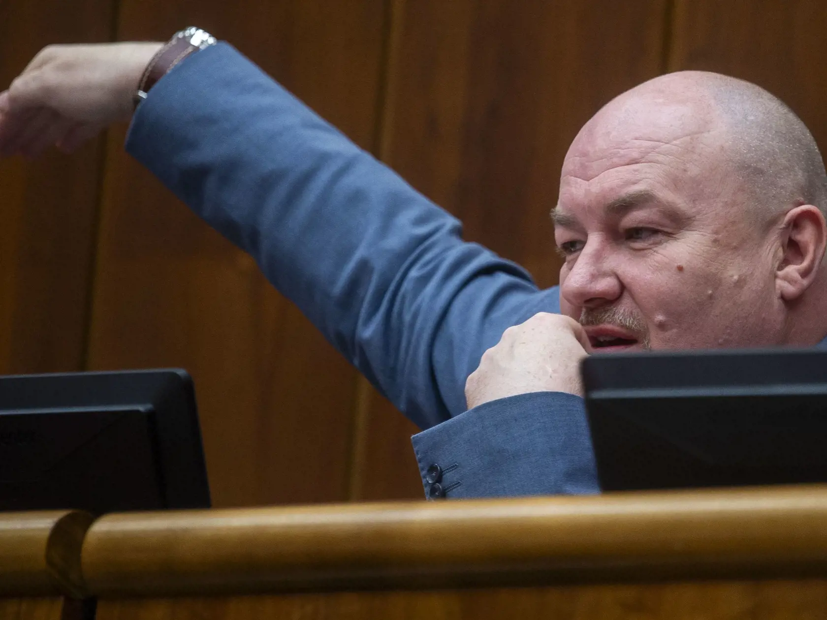 Na snímke Rudolf Huliak (nominant SNS) počas rokovania 12. schôdze parlamentu 30. apríla 2024 v Bratislave. FOTO TASR - Jakub Kotian
