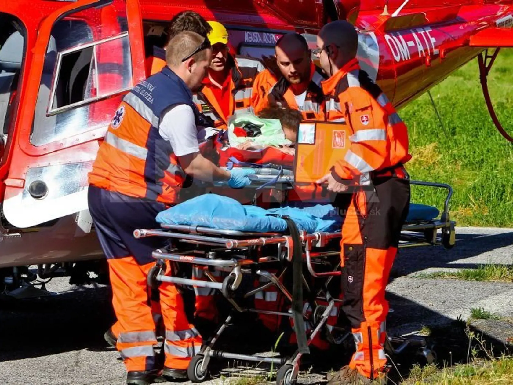 Tragédia na diaľnici D1: Na Kramároch skončilo zranené dievča aj chlapec.