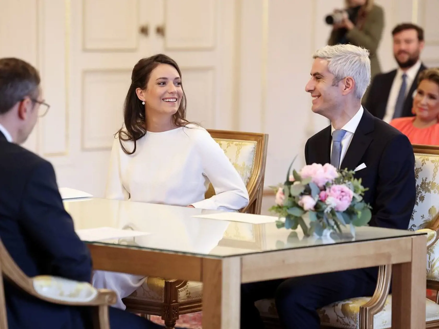 Nie náhodou oznámila princezná Alexandra svoje zasnúbenie práve 7. novembra 2022 – presne pred 42 rokmi oznámili zásnuby aj jej rodičia, veľkovojvoda Henri a Mária Terézia Luxemburská. Ich manželské šťastie trvá dodnes.