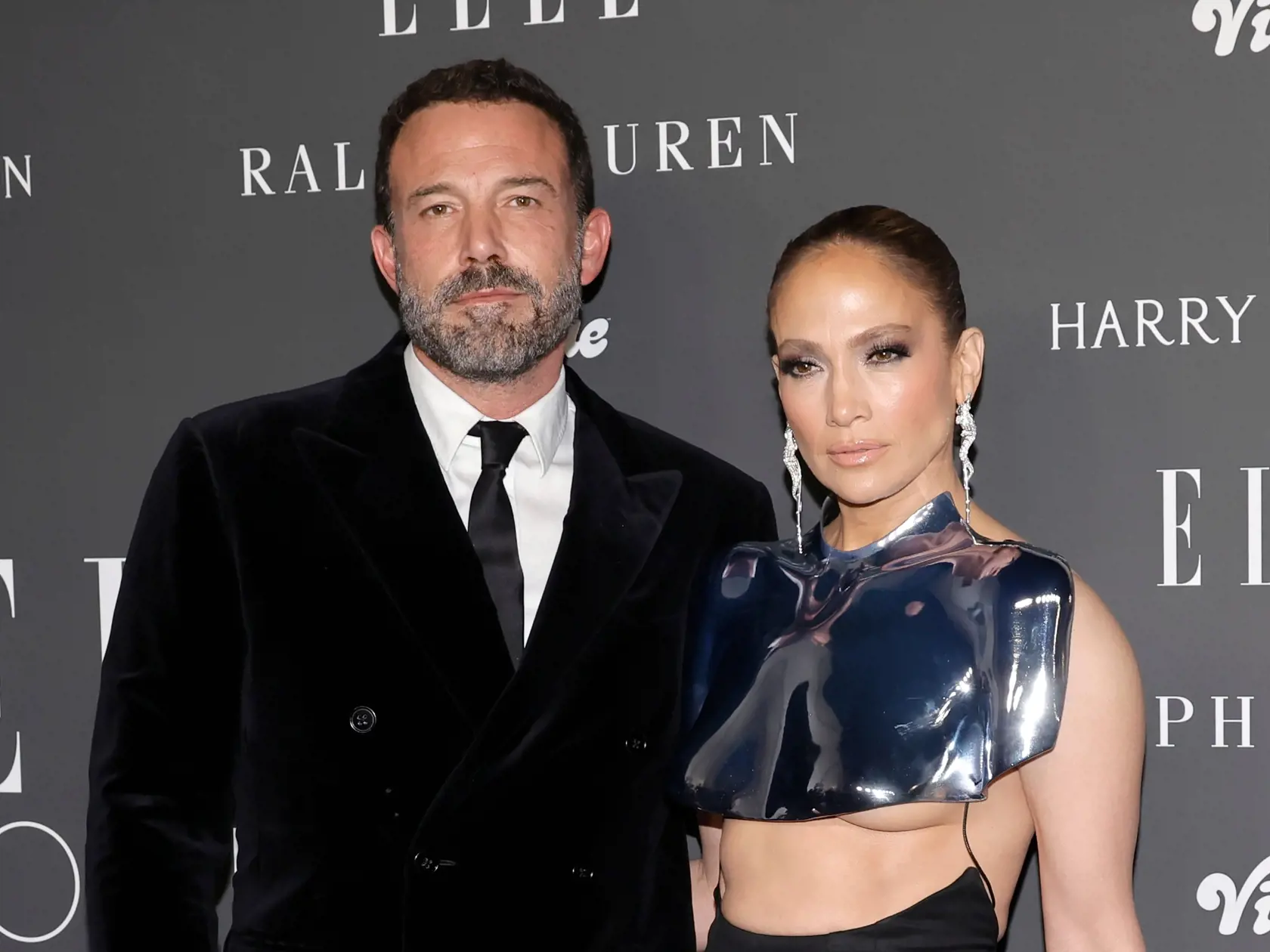 Láske Jennifer Lopez a Bena Afflecka odzvonilo.