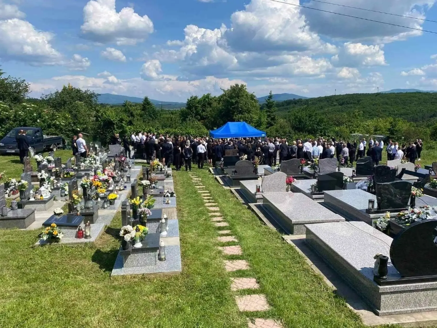 Pohreb tragicky zosnulého posunovača Mária Nagya (†31) z Košíc.