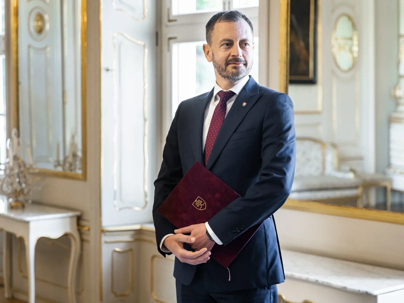 Predseda vlády Slovenskej republiky Eduard Heger na oficialnej návšteve prezidentky SR Zuzany Čaputovej v Bratislave.