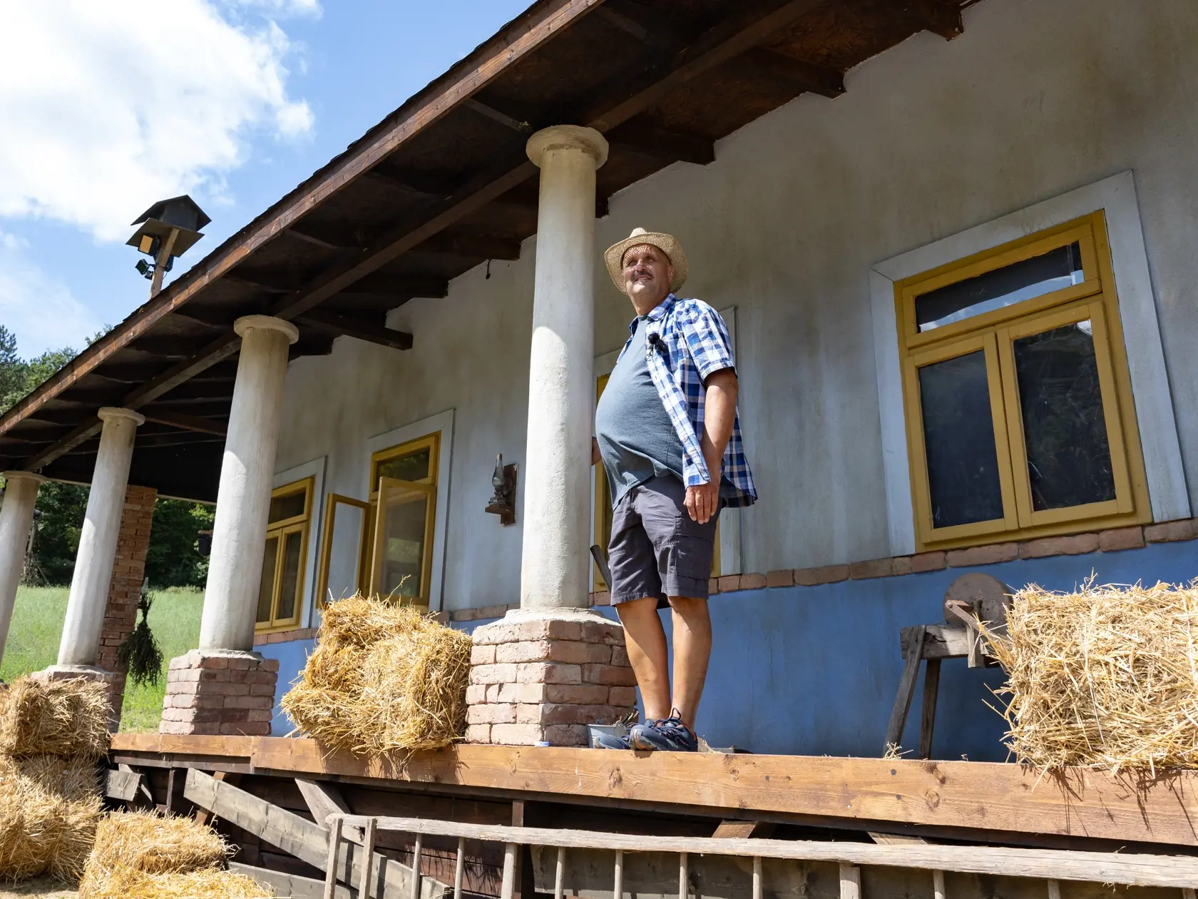 Realityshow Farma - 16. Ročník obľúbenej sútaže televízie Markíza sa bude odohrávať nedaľeko obce Modrová. Na snímke je farmár Martin Bagár.