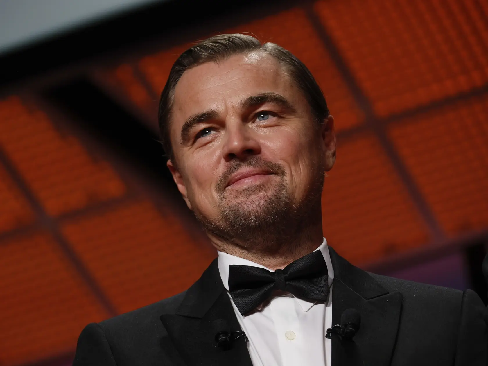 WA 32 Cannes - Americký herec Leonardo DiCaprio pózuje počas otváracieho ceremoniálu 78. ročníka Medzinárodného filmového festivalu vo francúzskom letovisku Cannes v utorok 13. mája 2025. FOTO TASR/AP 


Leonardo DiCaprio appears during the opening ceremony of the 78th international film festival, Cannes, southern France, Tuesday, May 13, 2025. (Photo by Joel C Ryan/Invision/AP)