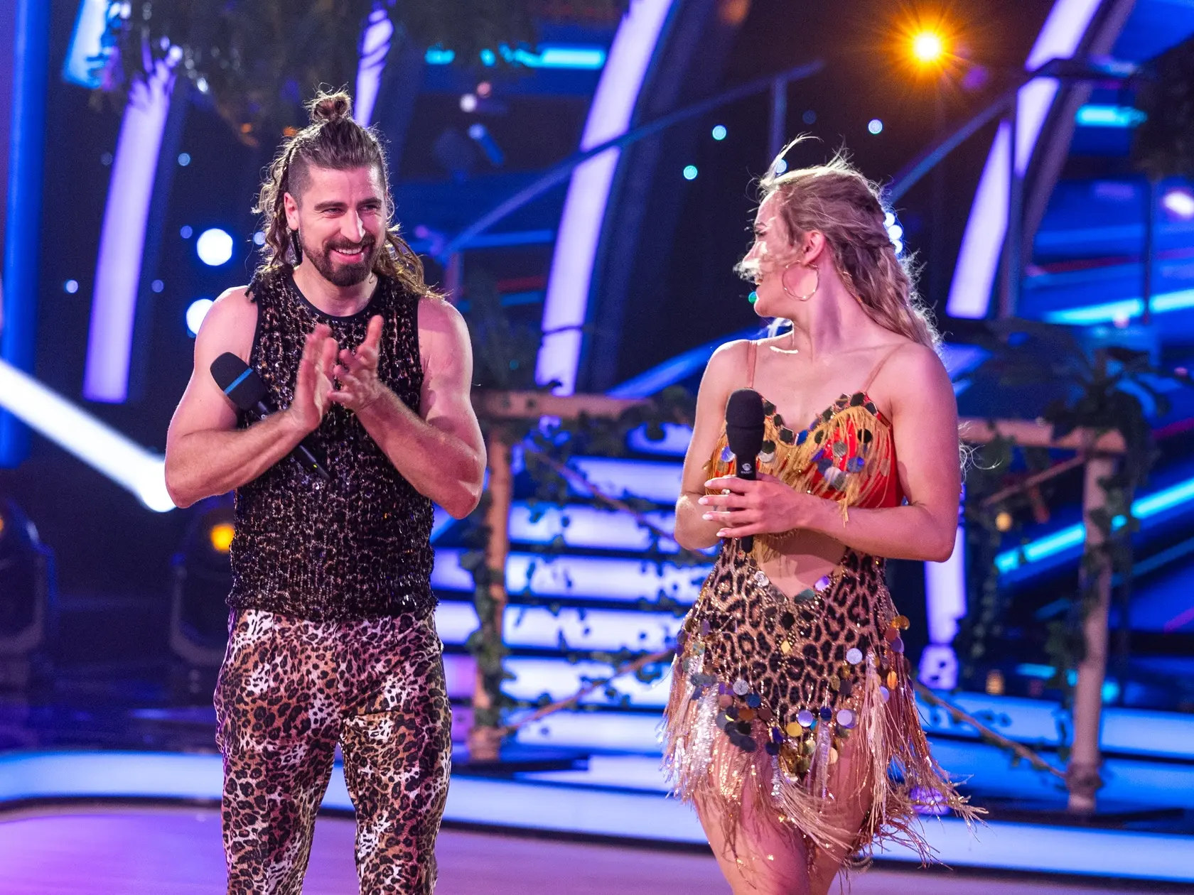 Na snímke Peter Sagan a Eliška Lenčešová počas piateho  kola Let's dance 2025.