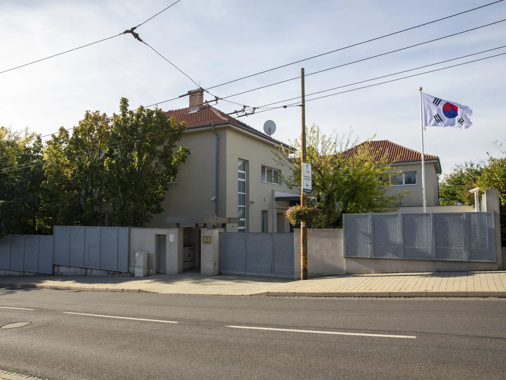 Na snímke je rezidencia predstaviteľa Kórejskej republiky, budúca vila pre štátných predstaviteľov na Mudrońovej ulici 47 v Bratislave.