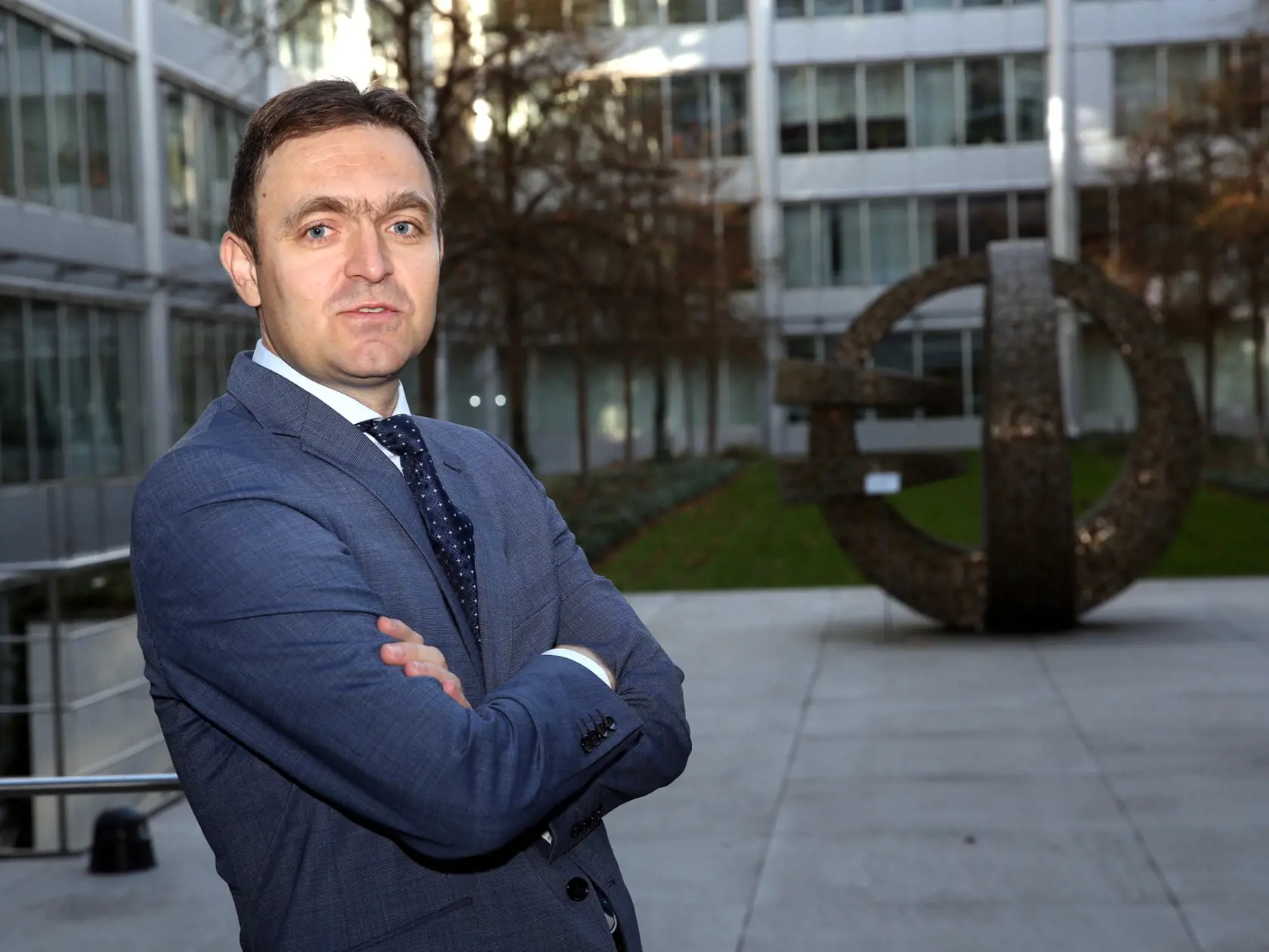 „Rozhodnutie pani prezidentky vymenovať ma za predsedu vlády odborníkov je pre mňa cťou a zároveň veľkou zodpovednosťou. Slovensko sa dnes nachádza v neľahkej situácii a s mojím tímom urobíme všetko pre to, aby sme krajinu priviedli k predčasným voľbám do Národnej rady SR a priniesli želaný pokoj, stabilitu, ale zároveň aj konštruktívnu odbornú diskusiu v témach, ktoré sú pre ľudí a krajinu dôležité," uviedol Ódor.