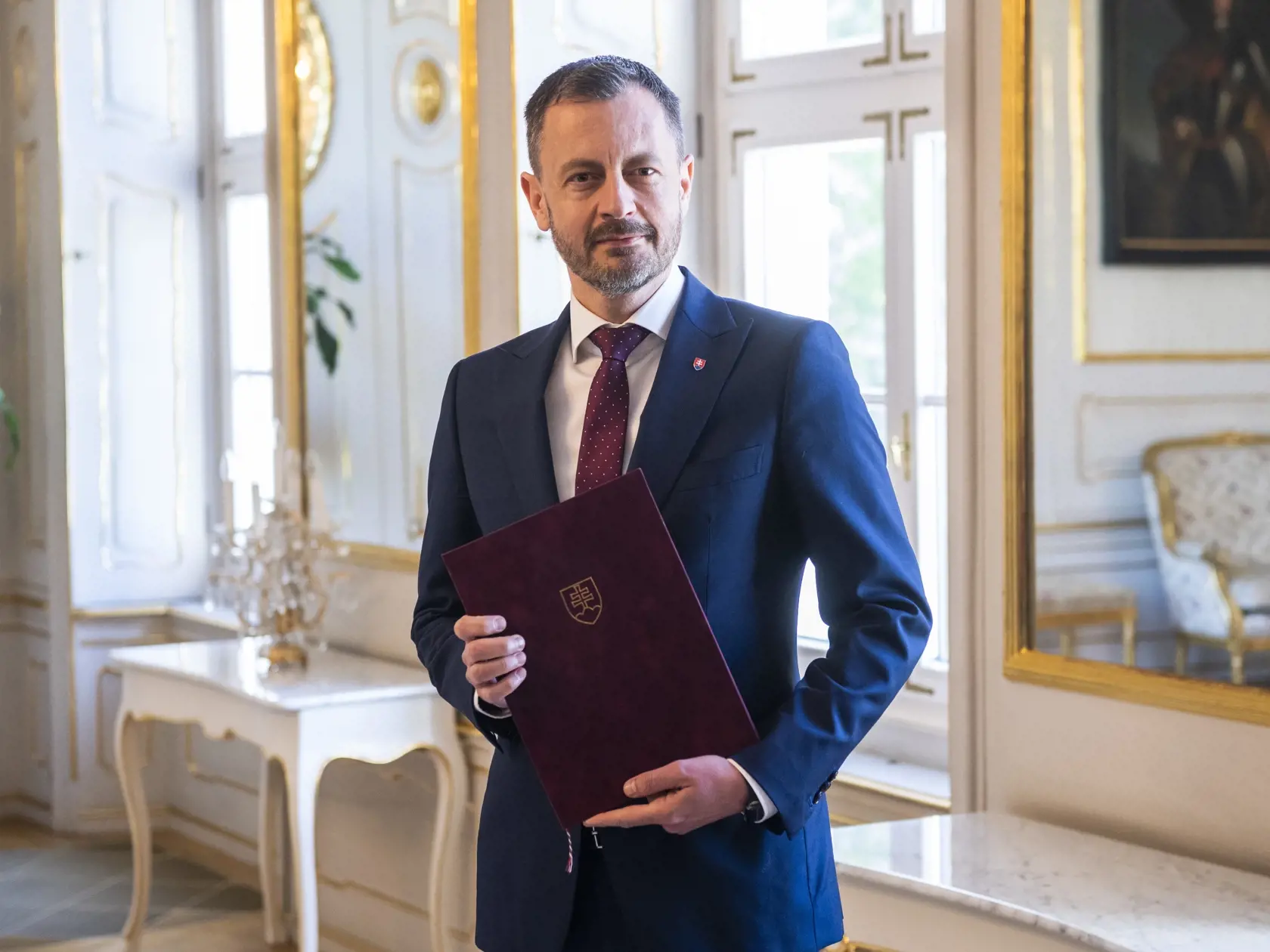 Na snímke dočasne poverený predseda vlády SR Eduard Heger