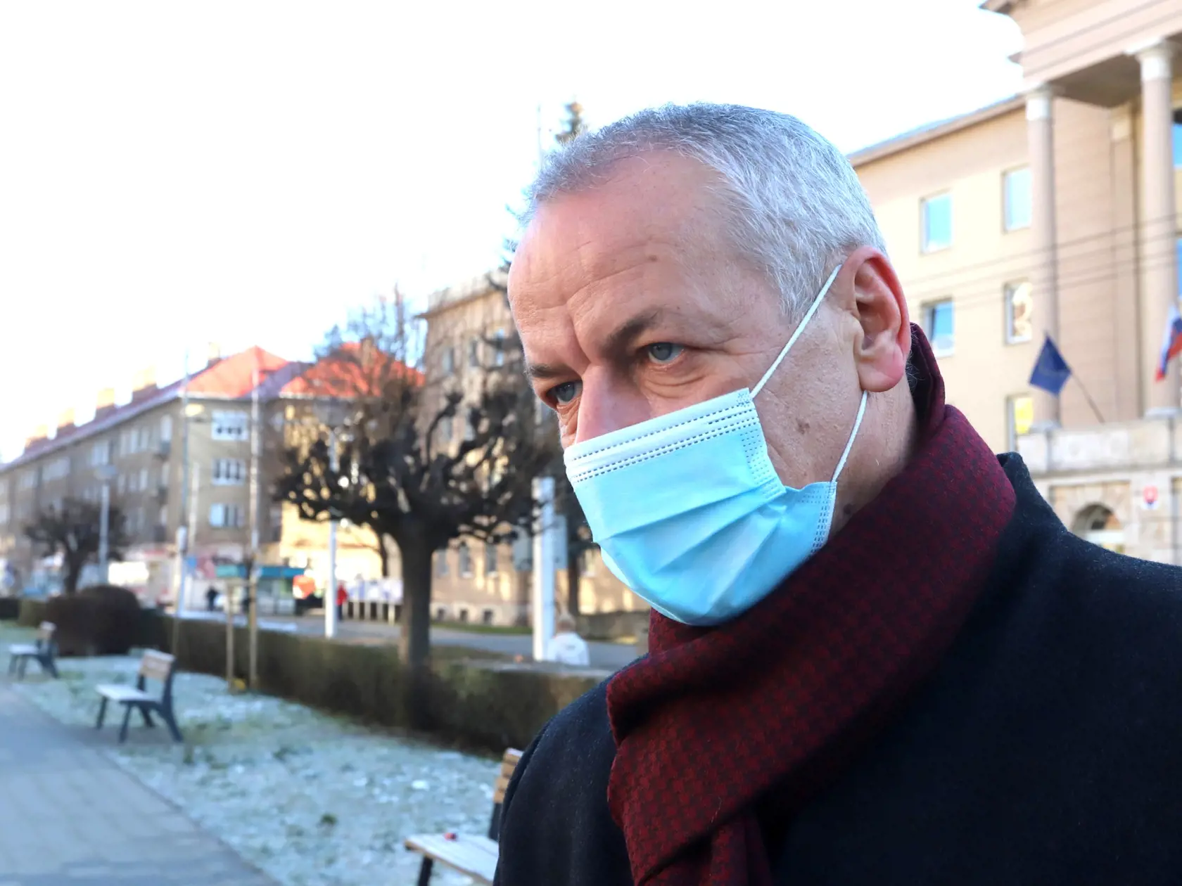 Na snímke primátor mesta Ján Nosko počas mediálneho brífingu o aktuálnej situácii súvisiacej so šírením pandémie koronavírusu v banskobystrickom okrese v Banskej Bystrici 11. januára 2021. FOTO TASR - Ján Krošlák
  

  

