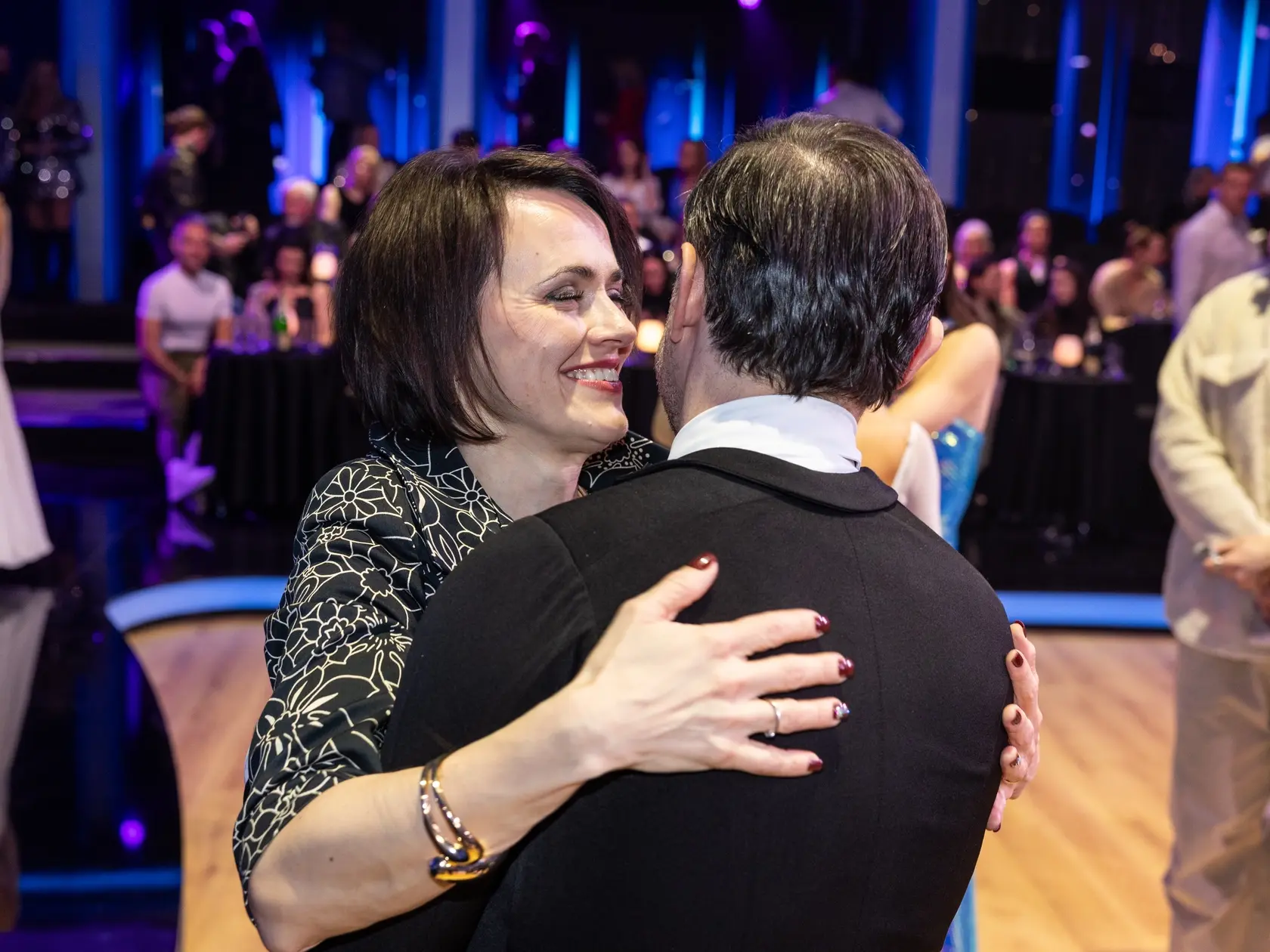 Juraj Kemka a Natália Glosíková vypadli v šiestom kole Let's dance 2025. Na snímke Juraj Kemka s manželkou Adriánou