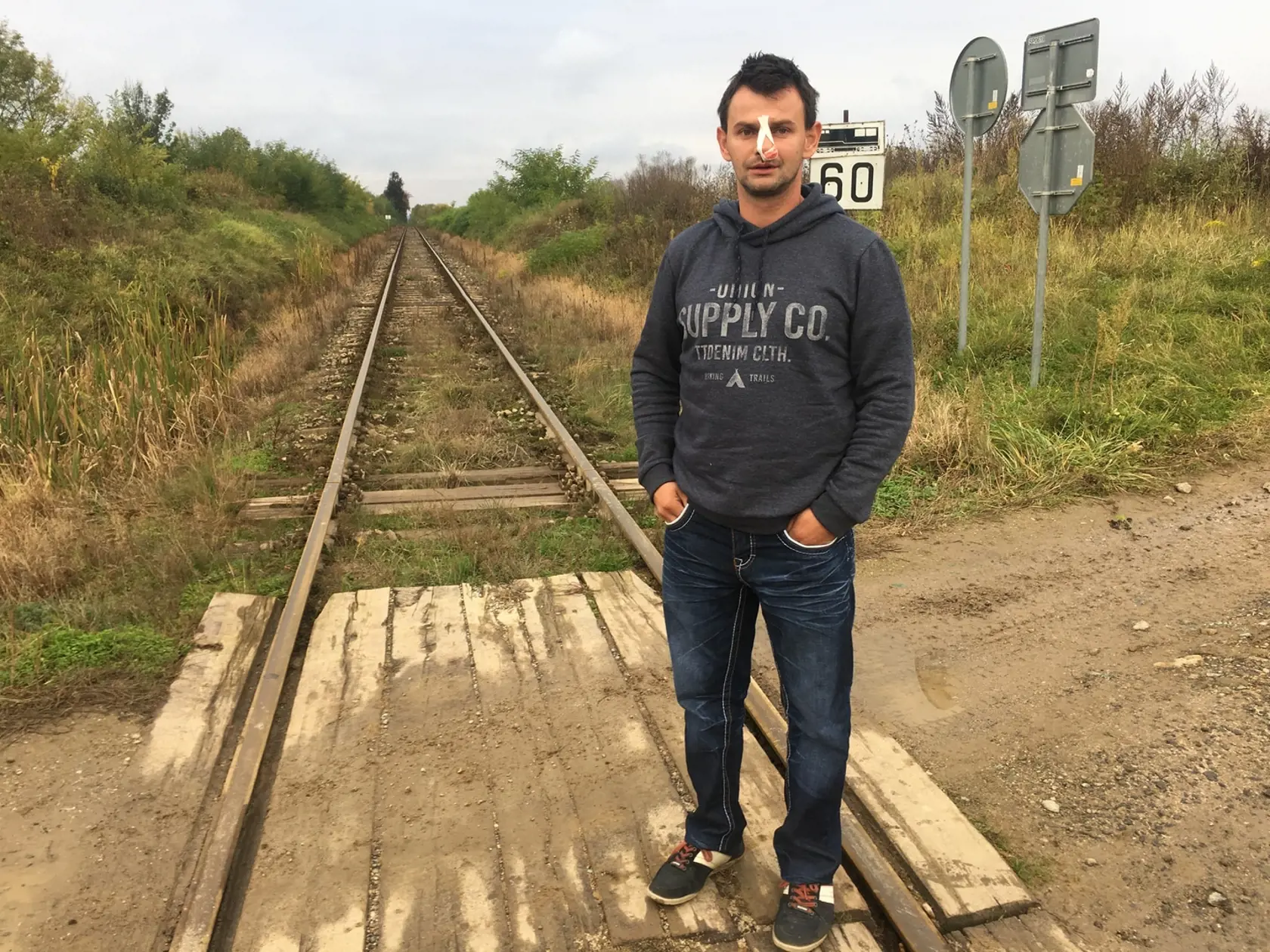 Peter Adamec prežil hrozivú zrážku s vlakom.