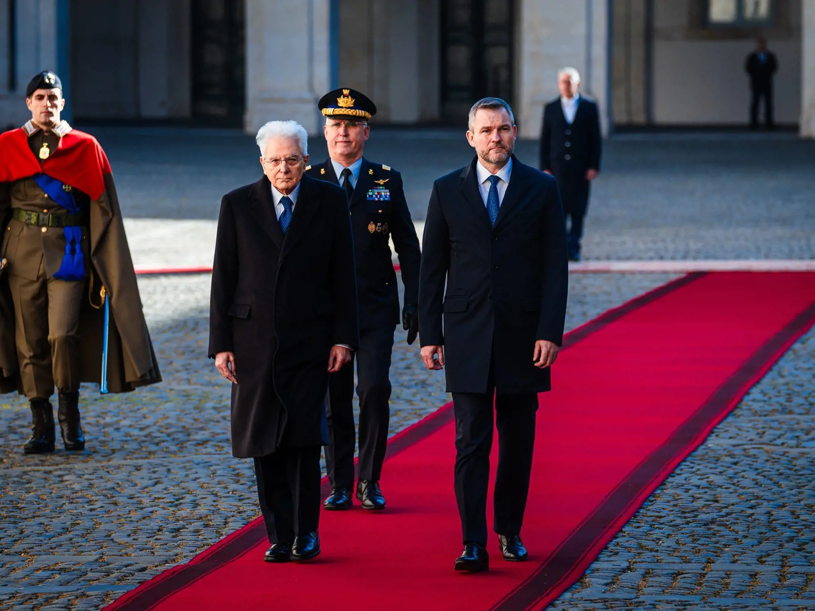 Slovenský prezident Peter Pellegrini (vpravo) a taliansky prezident Sergio Mattarella počas stretnutia v Ríme v utorok 14. januára 2025. FOTO TASR - Kancelária prezidenta SR