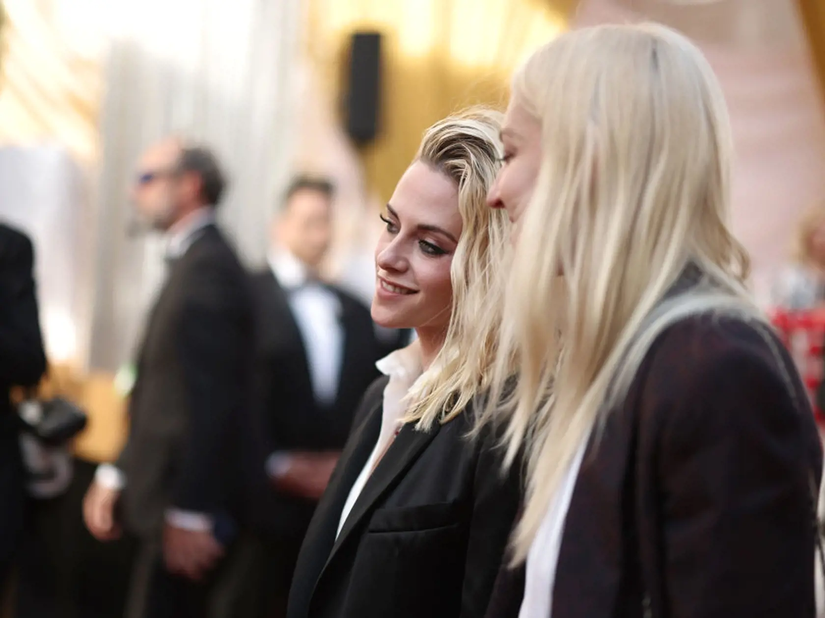 Kristen Stewart so snúbenicou Dylan Meyer na udeľovaní Oscarov
