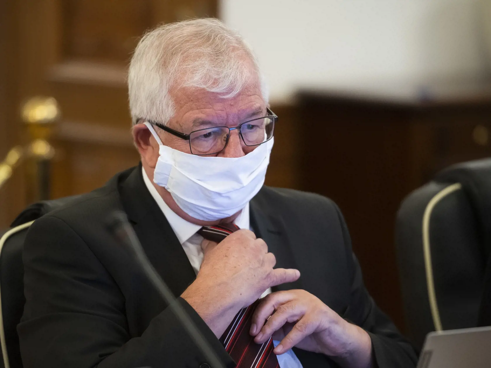 Na snímke člen a kandidát na predsedu Súdnej rady SR Ján Mazák počas 9. zasadnutia Súdnej rady SR v Bratislave 29. júna 2020. FOTO TASR - Jaroslav Novák