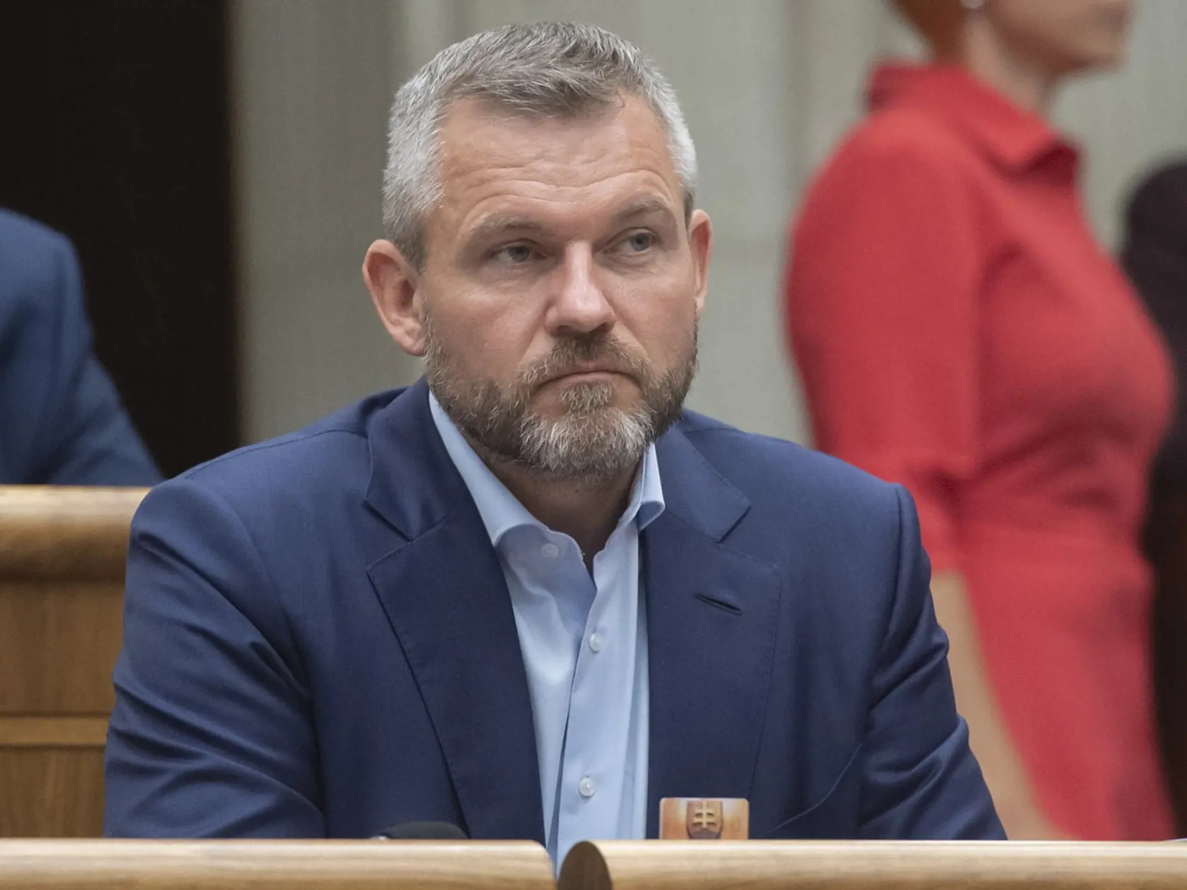 Pellegrini pokiaľ nemusí, okuliare nenosí.