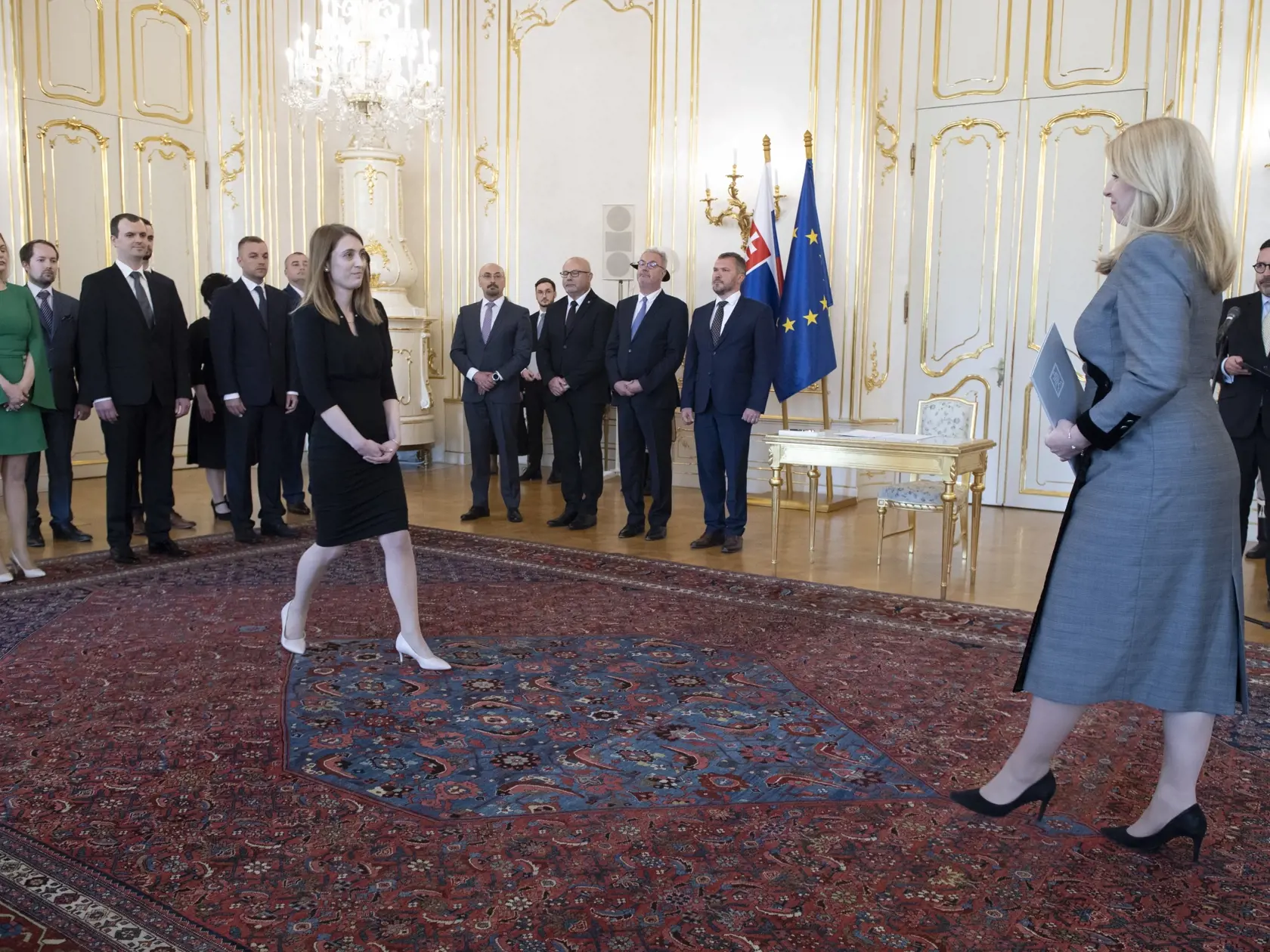Na snímke vpravo prezidentka Zuzana Čaputová počas vymenúvania sudcov všeobecných súdov 11. mája 2023 v  Prezidentskom paláci v Bratislave. FOTO TASR - Pavel Neubauer
