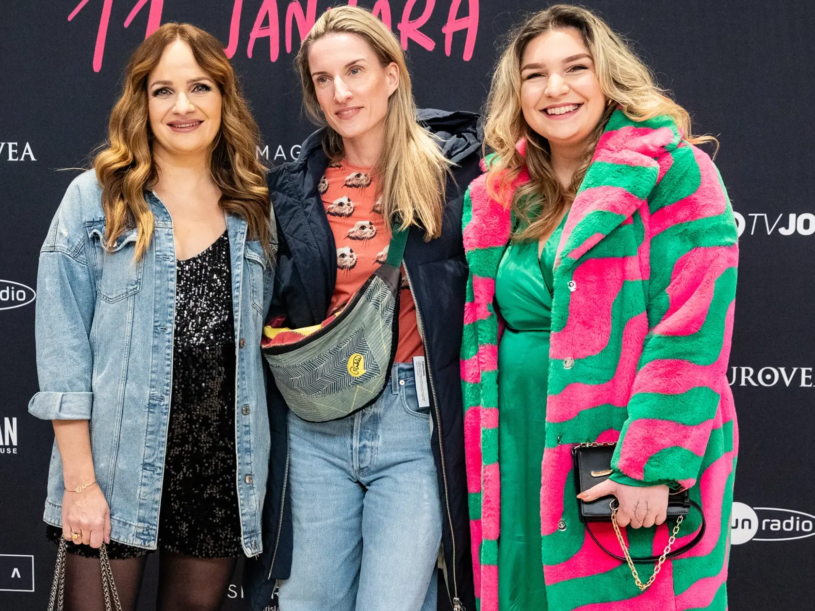 Premiéra filmu Jedeme na teambuilding. Na snímke je Adela Vinczeová, Zuzana Kubovčíková Šebová.