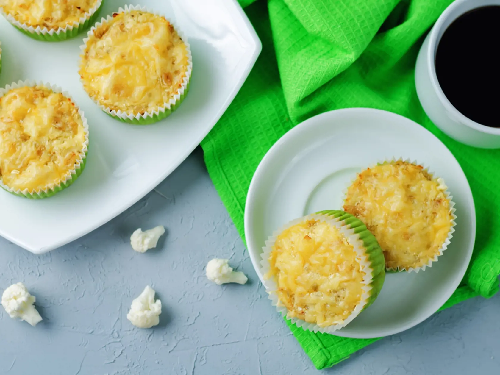 Cheesy,Cauliflower,Muffins,On,A,Grey,Background.,Toning.,Selective,Focus