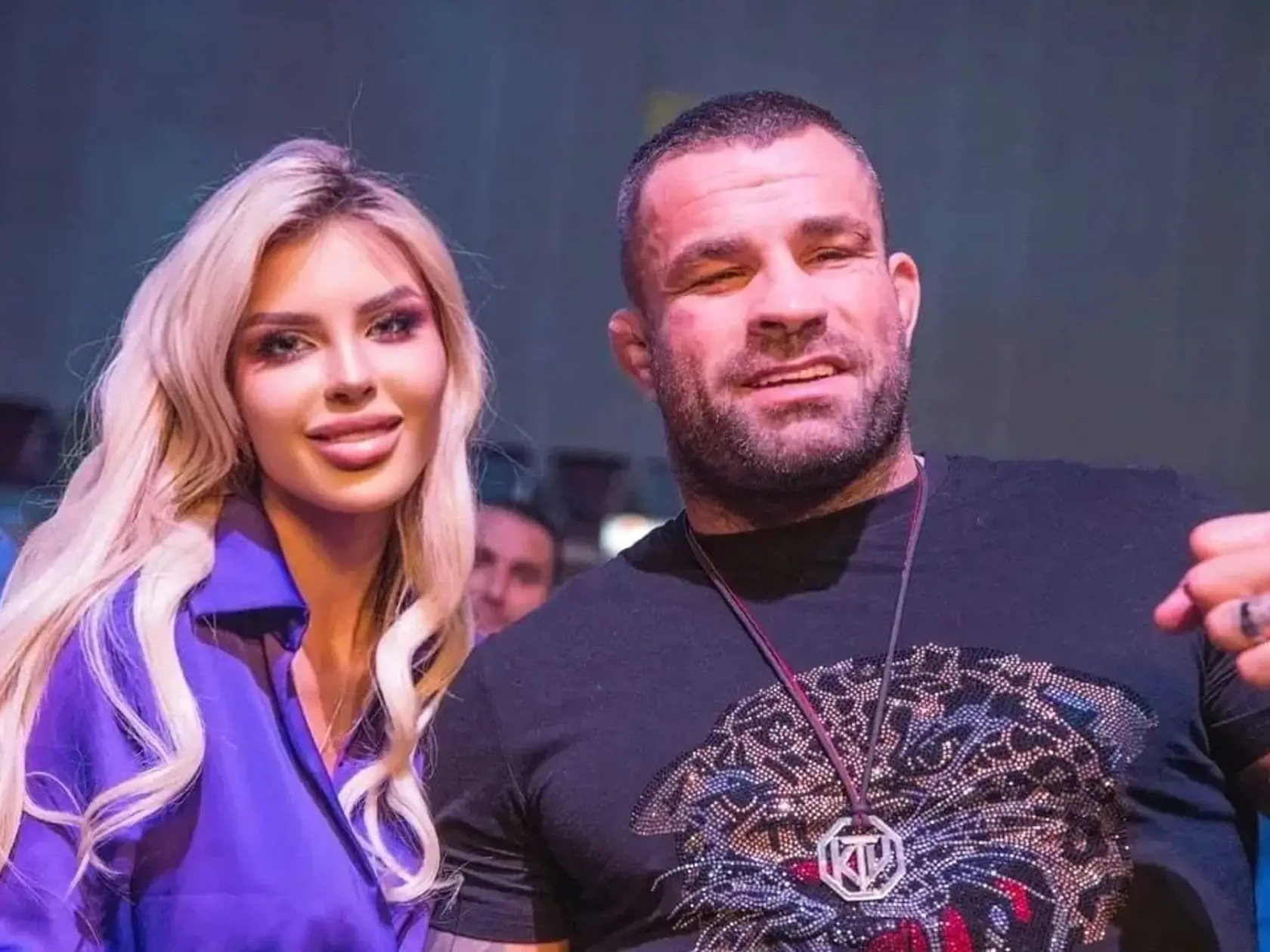 Lela Vémola, Karlos Vémola